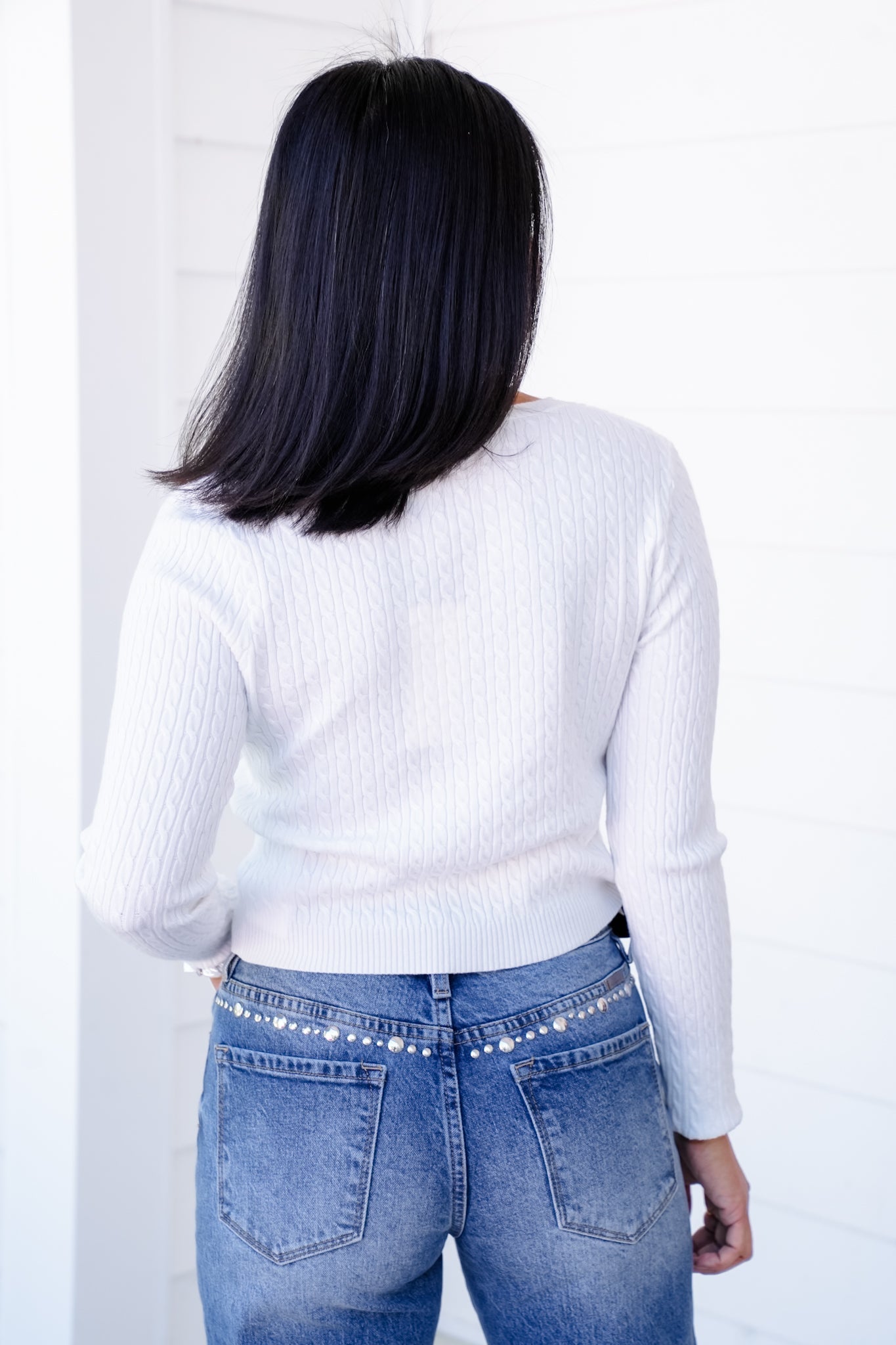 Cable Knit Long Sleeve Cropped V-Neck Pullover Sweater