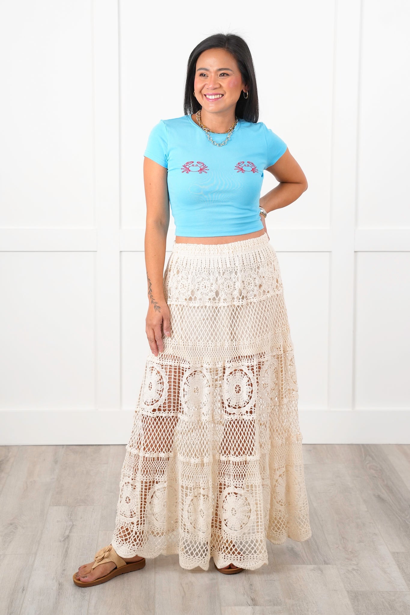 Short Sleeve Crop Tee with Embroidered Crab Detail