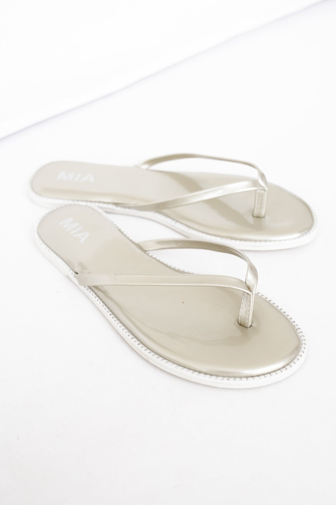 MIA Crystal Paved Design Flip Flops
