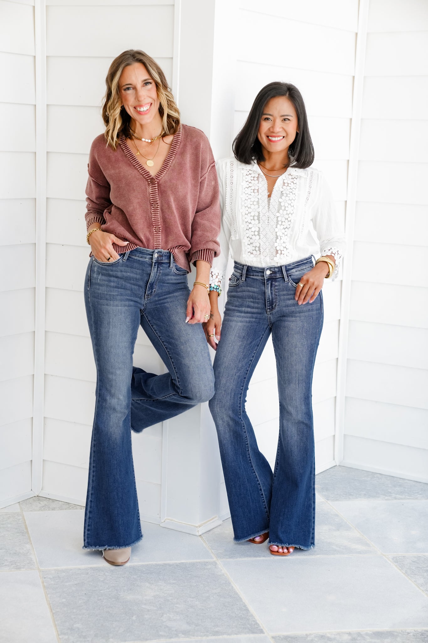 Judy Blue Mid Rise Medium Vintage Wash Flare Jeans with Distressed and Frayed Hem