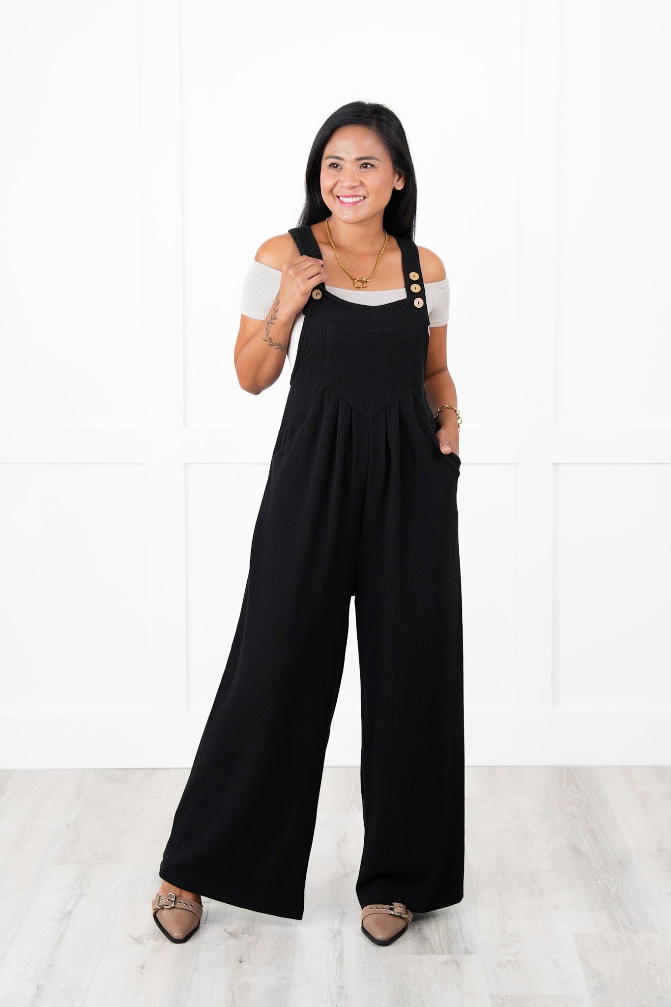 Sleeveless Wide Leg Jumpsuit with Side Pockets (Multiple Colors)