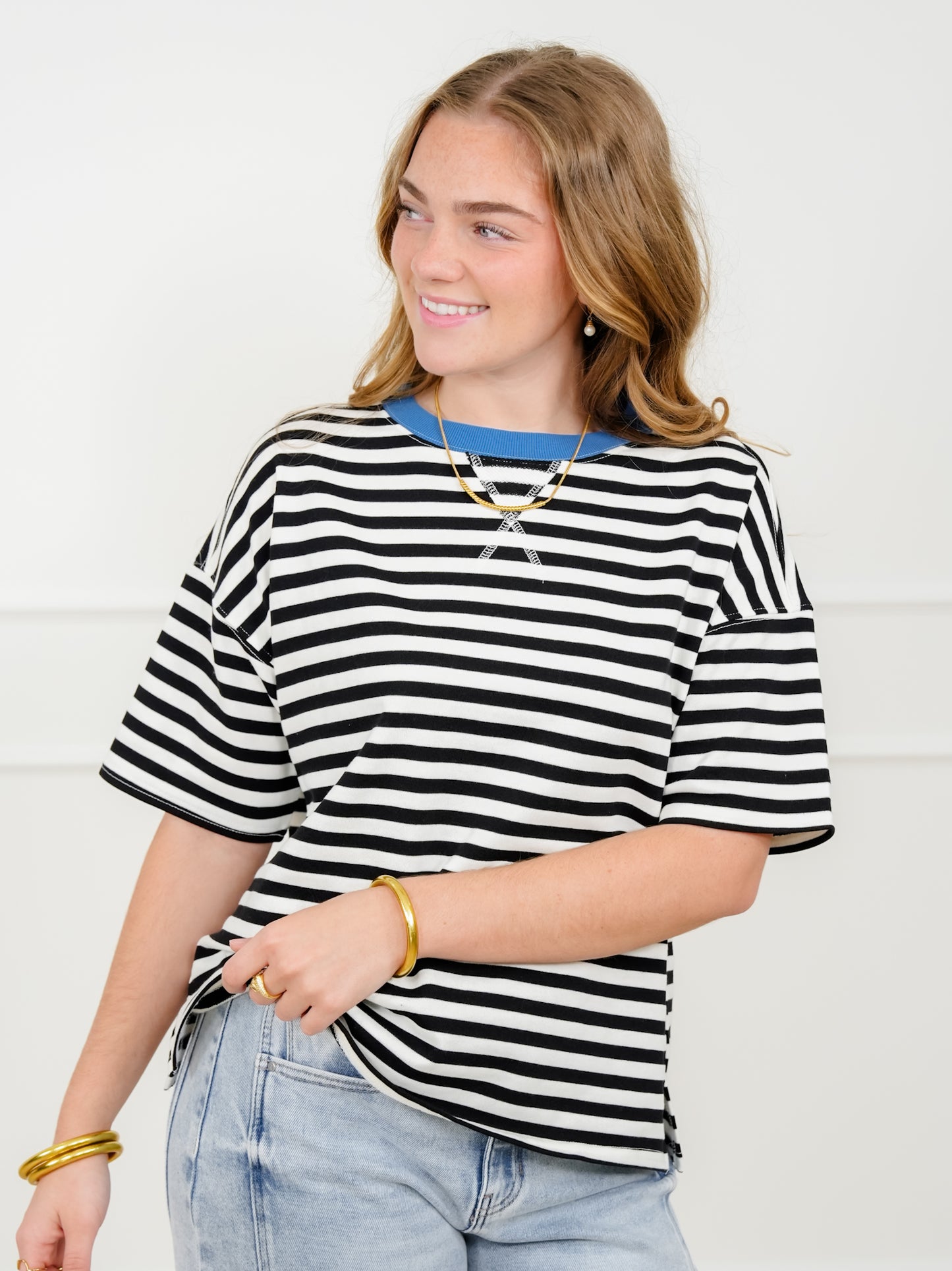 Plus/Reg Black Stripe Short Sleeve Knit Top