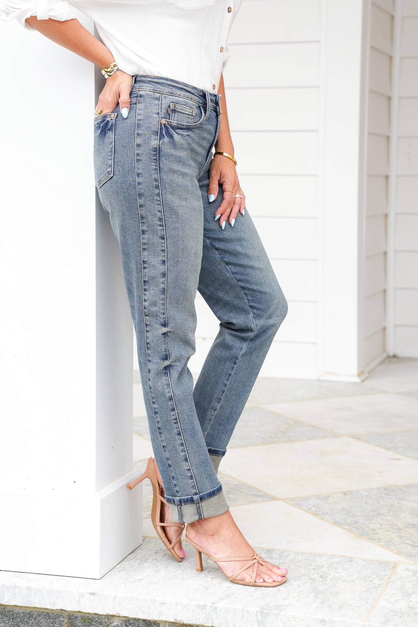 Judy Blue Mid Rise Medium Vintage Wash Boyfriend Jeans with Side
