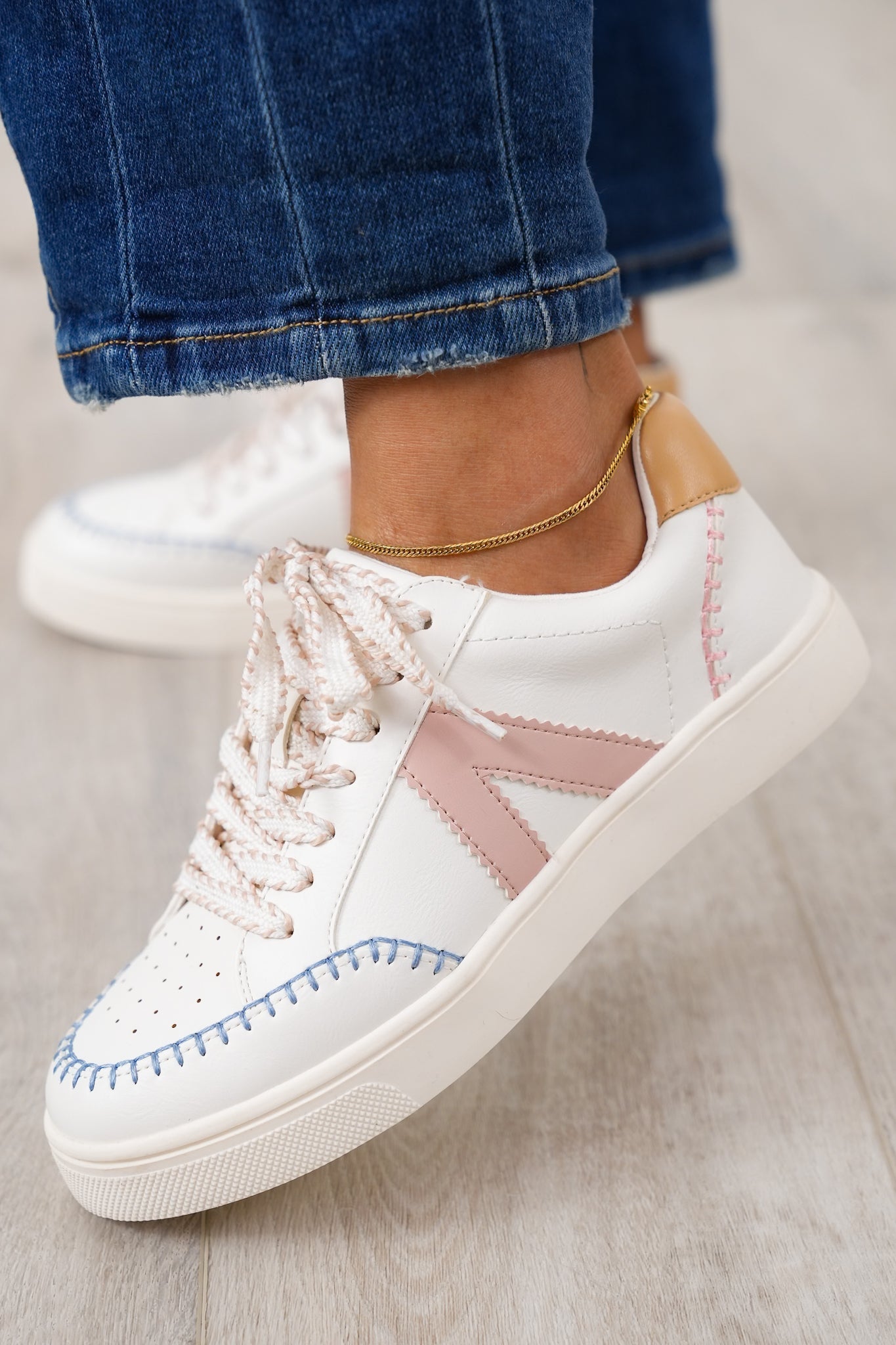 MIA Stylish Low Top Sneaker with Contrast Stitching