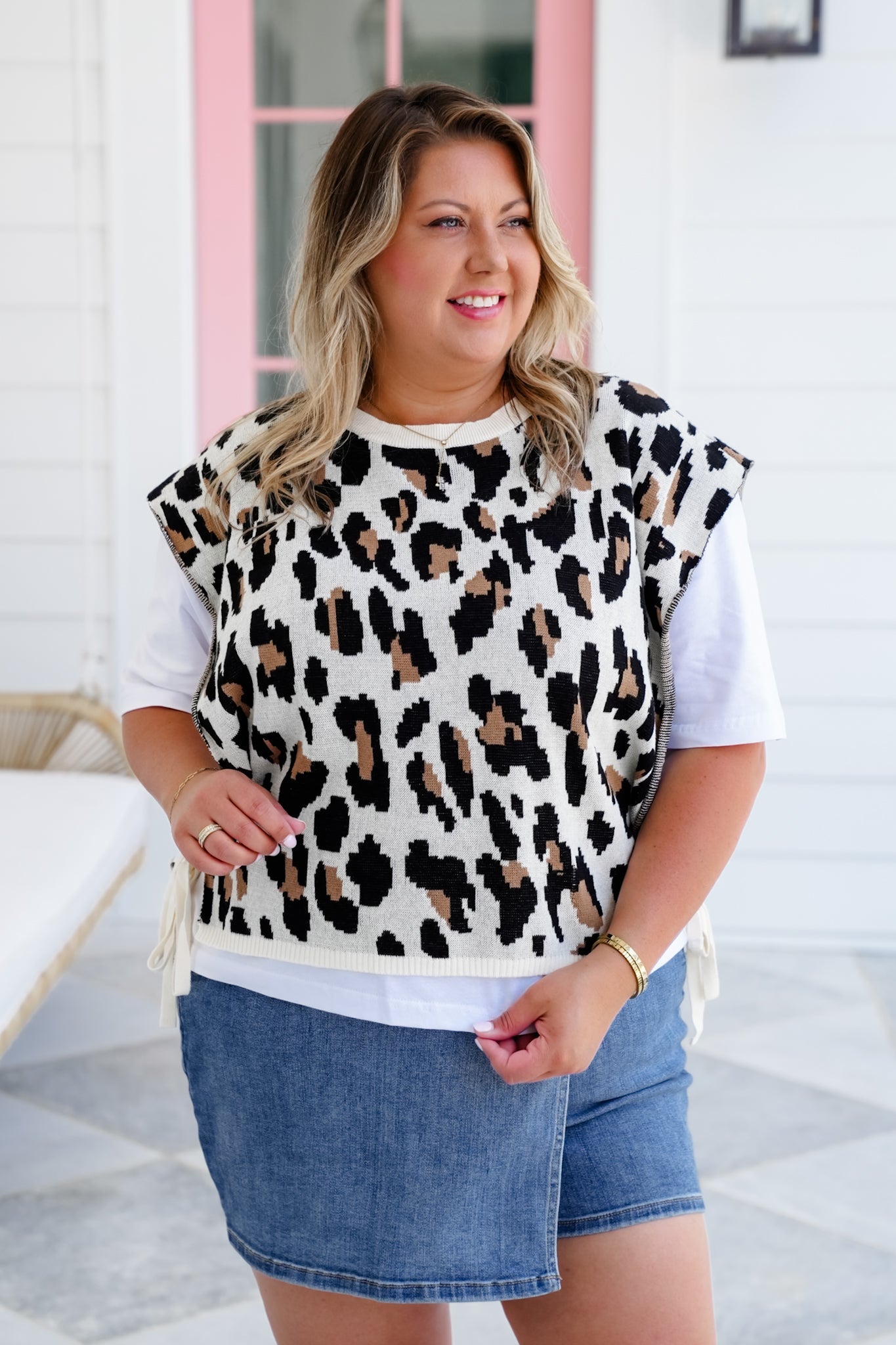 Plus/Reg Short Sleeve Tee with Layered Leopard Sweater Vest