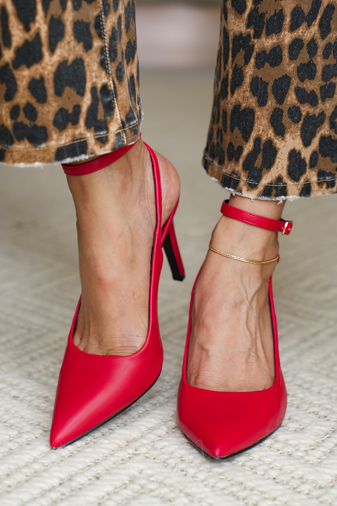Elegant Pointed Toe High Heel with Ankle Strap