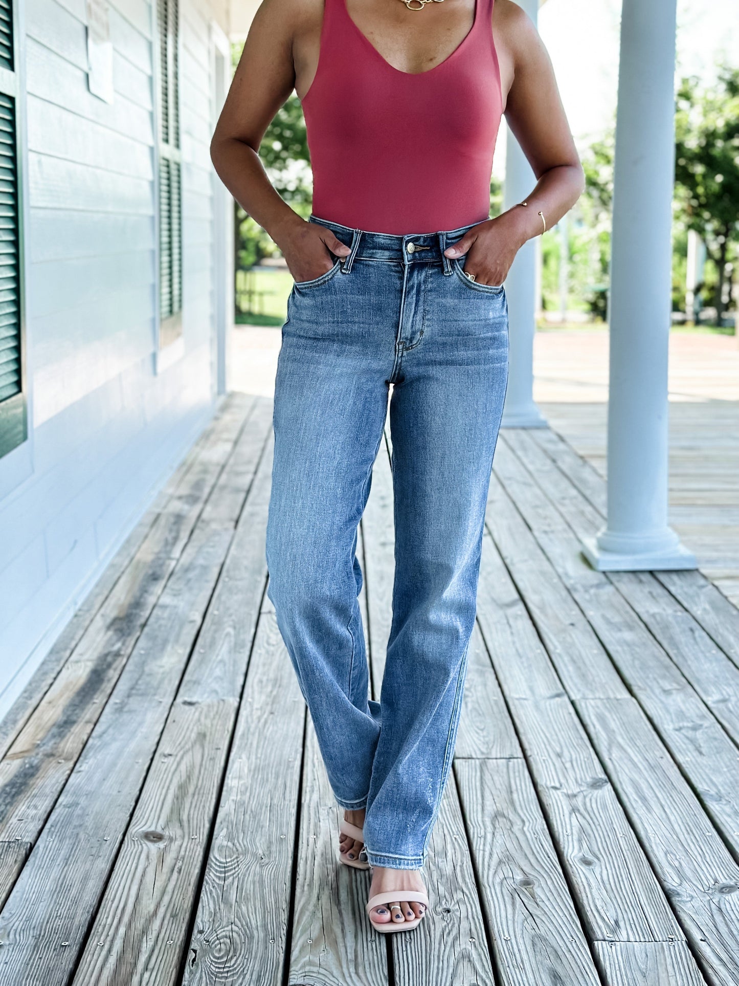 Judy Blue Holla Back Medium Wash Cell Phone Pocket Straight Leg Jeans
