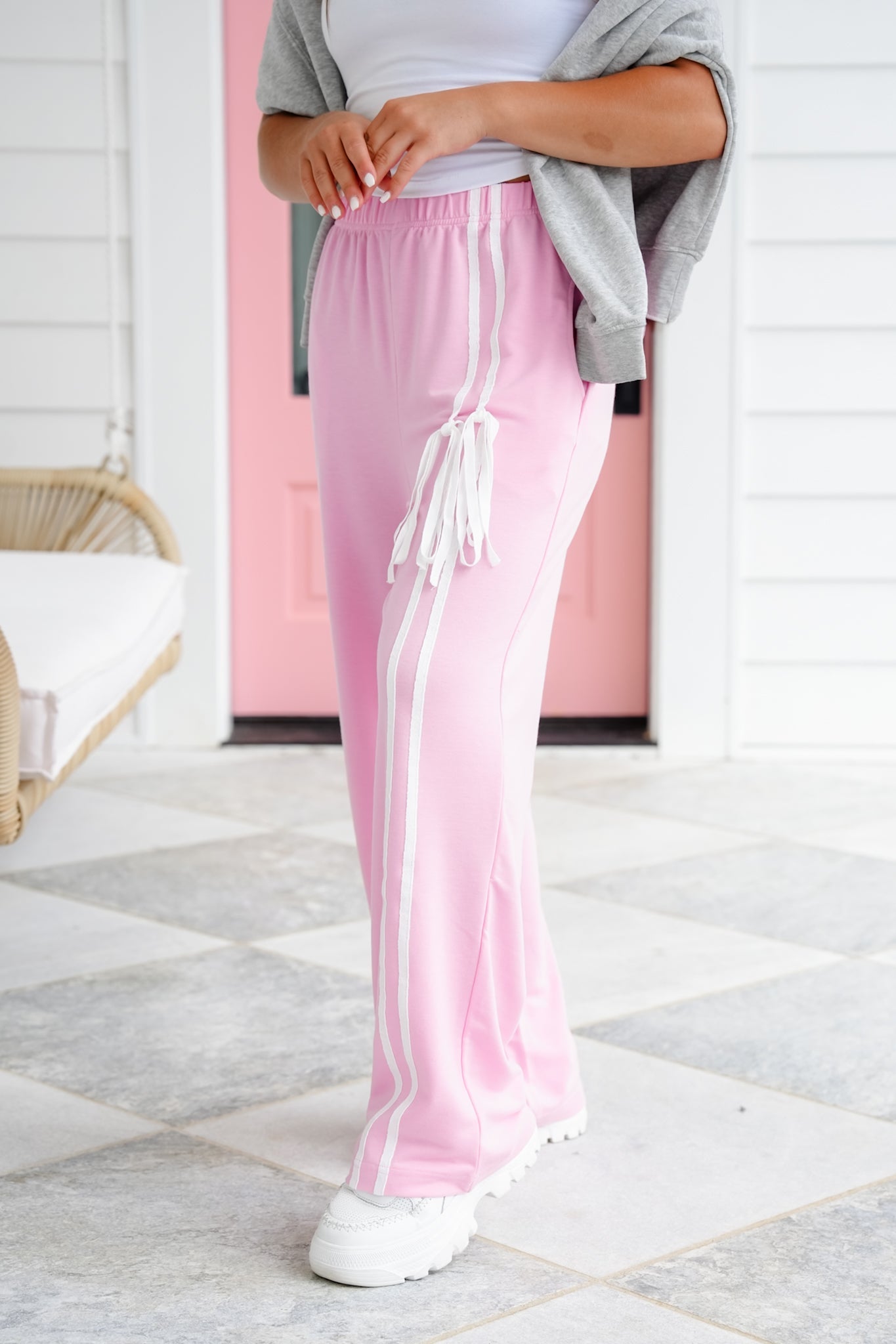 Pink Elastic Waistband Pants With One Sided Bow Detail