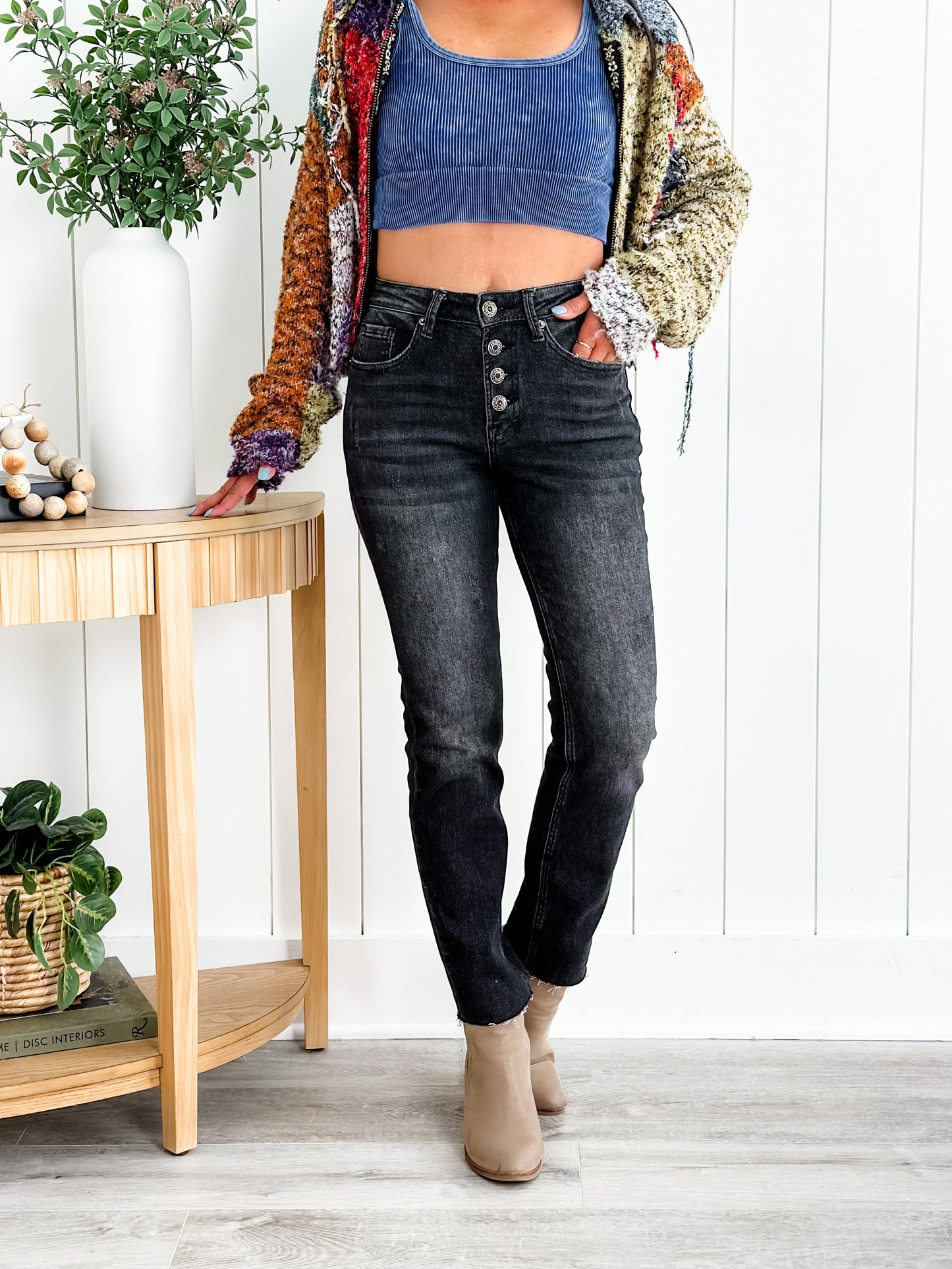 Risen Black Mid Rise Button Fly Relaxed Fit Skinny Jeans