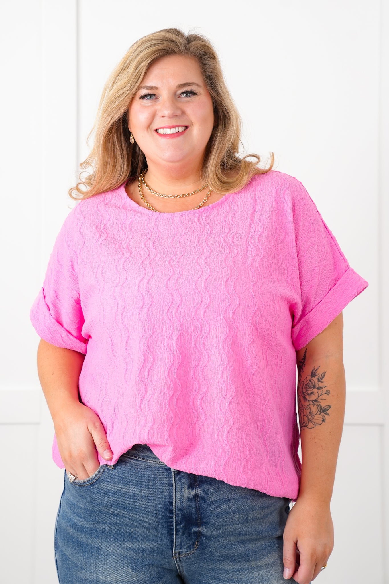 Door Buster! Plus/Reg Textured Short Dolman Sleeve Round Neck Blouse