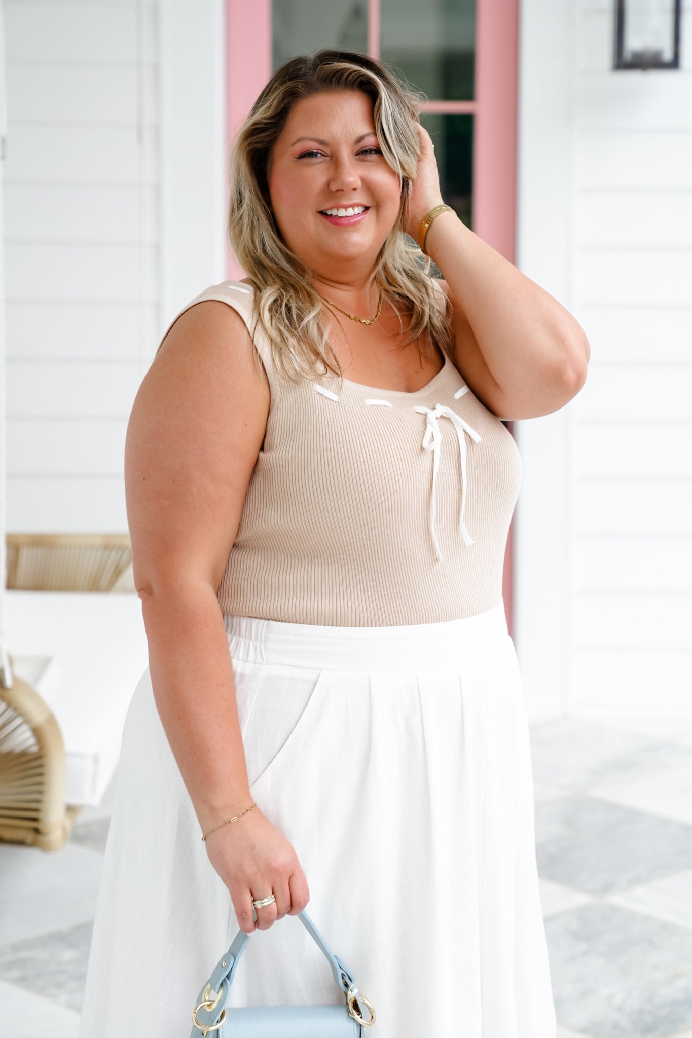 Plus/Reg Sleeveless Scoop Knit Top with Stitching Detail