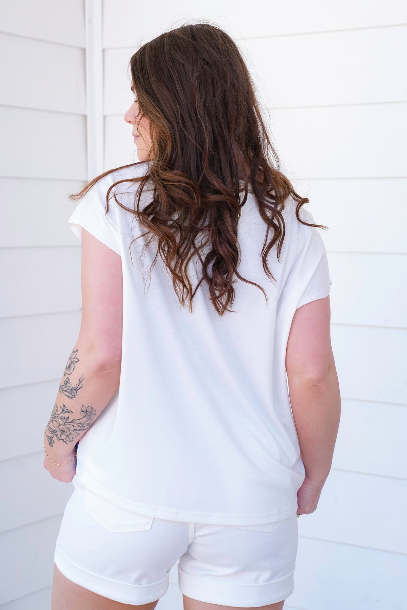Color Block Short Sleeve V Neck Top with Star Patch Detail
