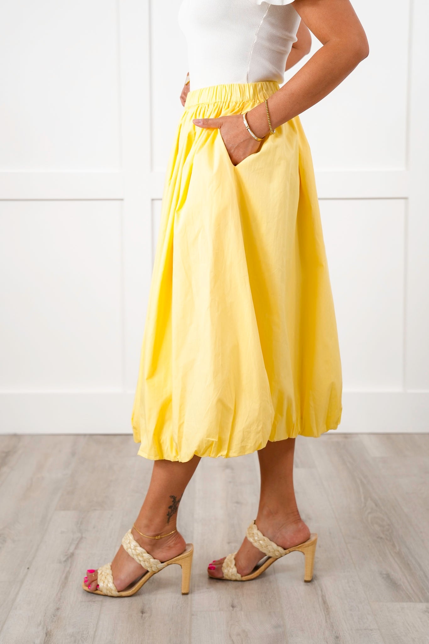 Yellow Elastic Waist Midi Bubble Skirt with Side Pockets