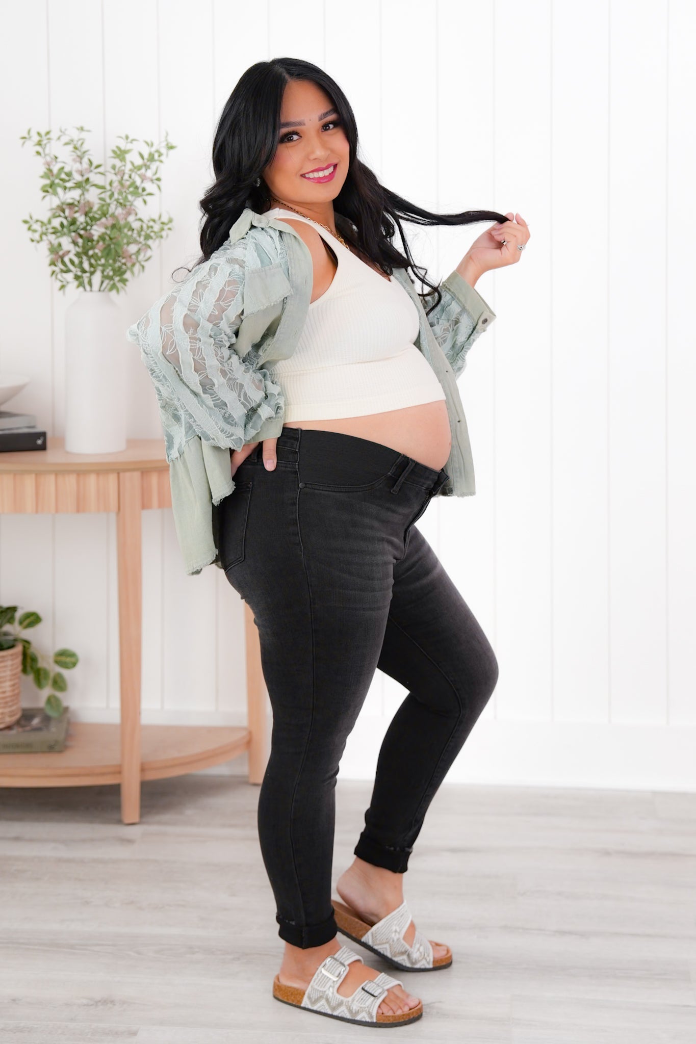 Judy Blue Maternity Non-Distressed Black Skinny Jeans