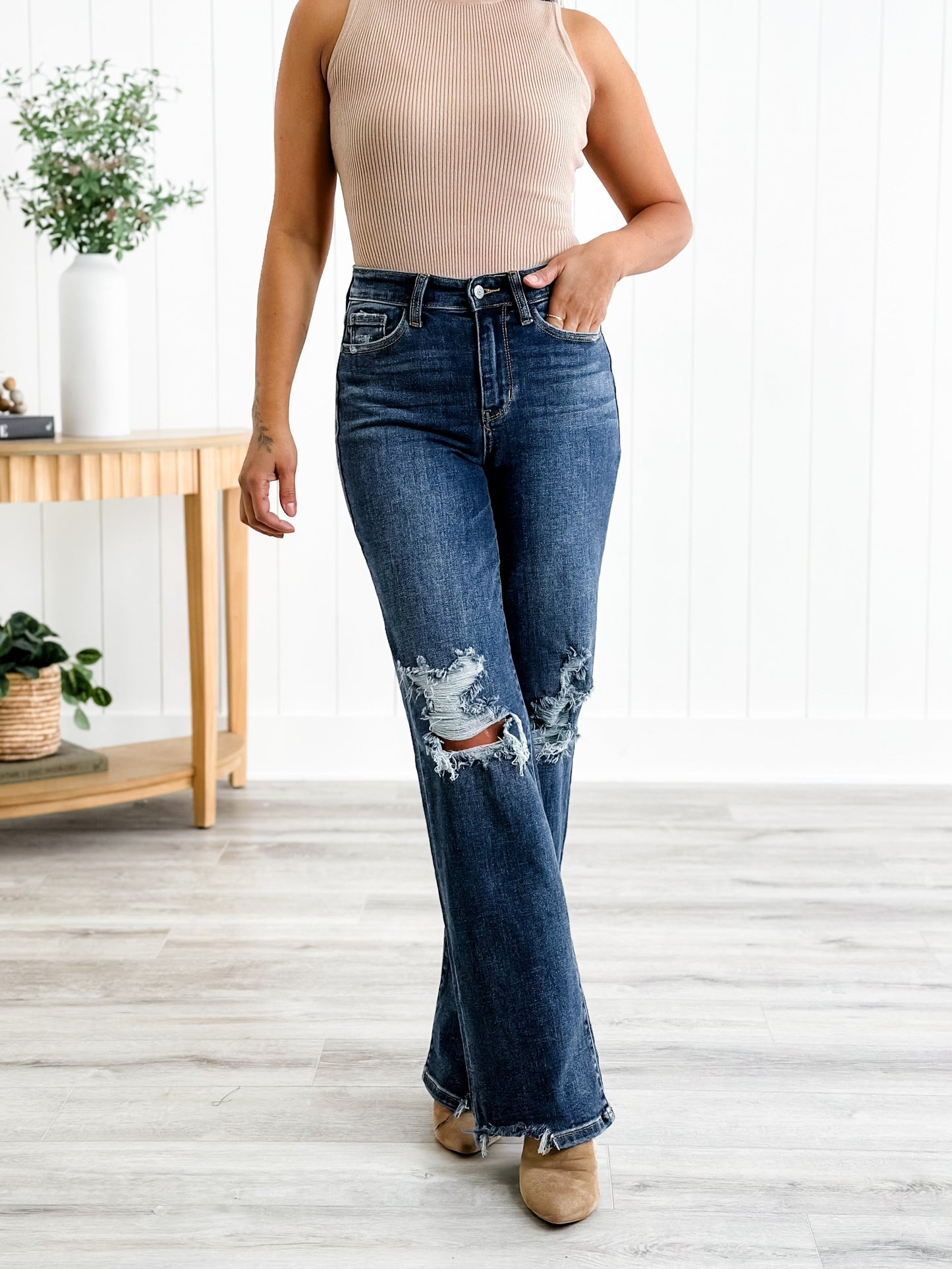 Judy Blue Jagged Little Pill High Rise Dark Wash 90's Destroyed Knee Straight Leg Jeans