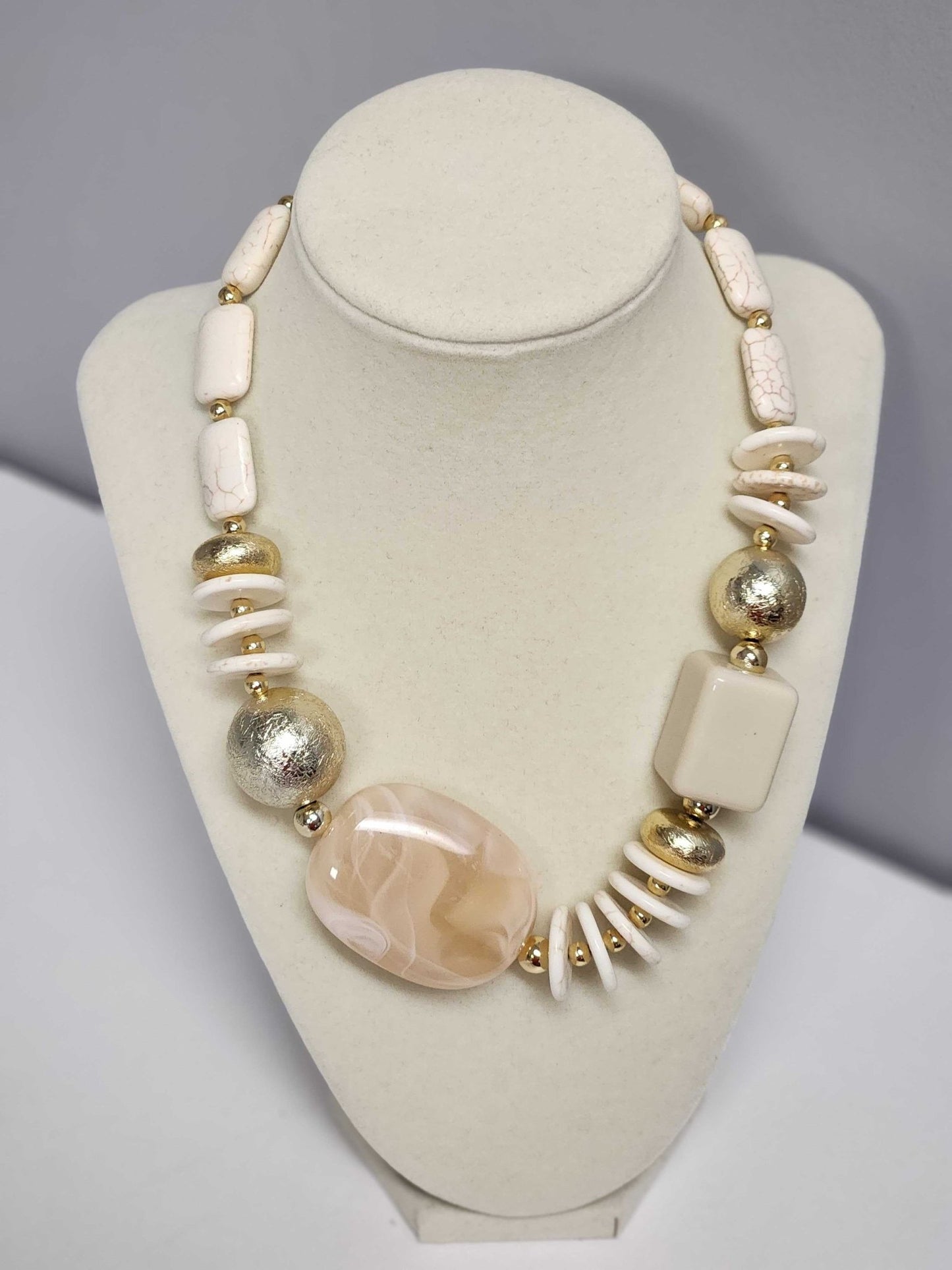 Treasure Jewels Golden Sand Necklace - Freckled Poppy