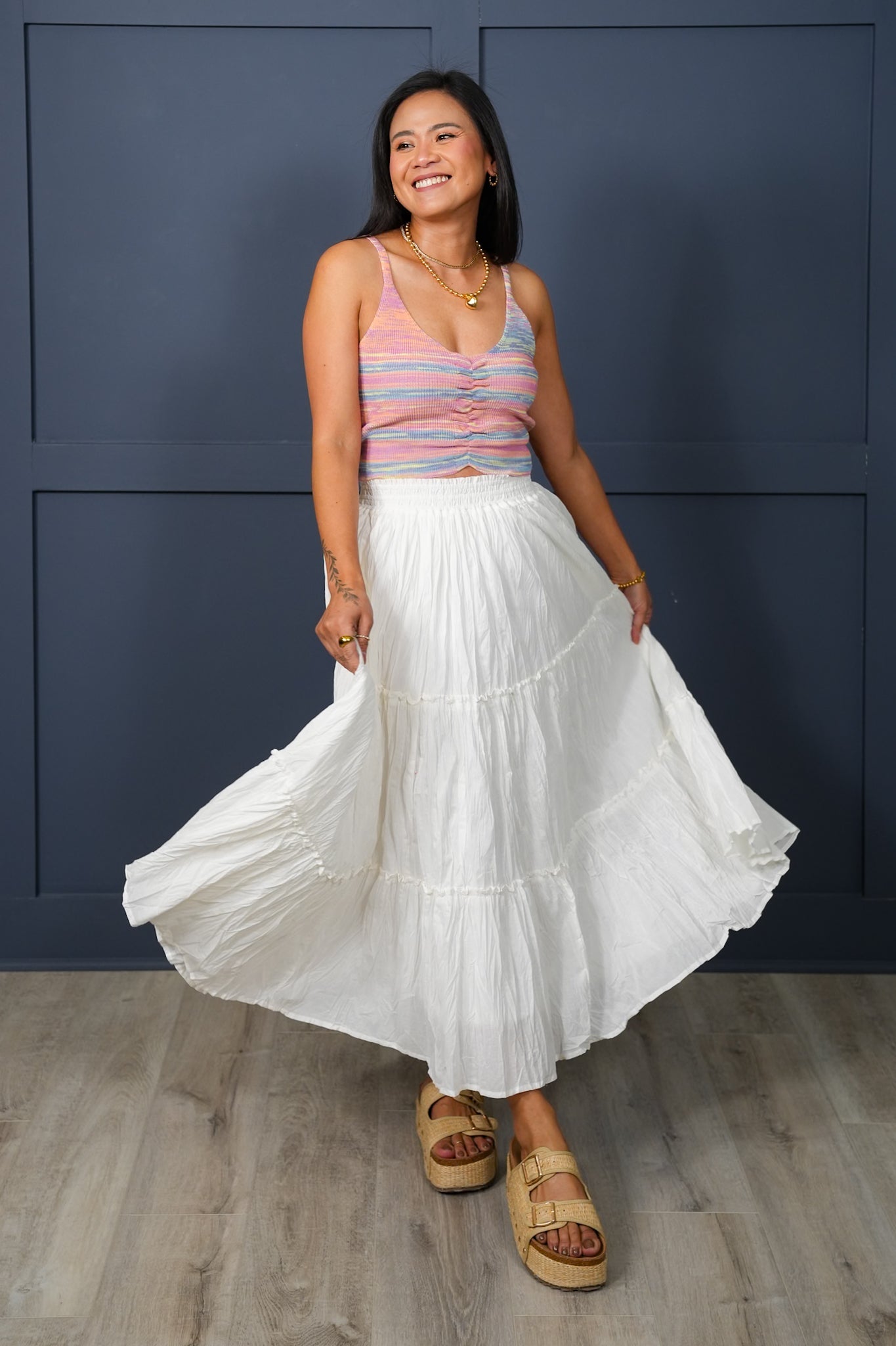 White Crinkle Elastic Waist Tiered Midi Skirt with Side Pockets