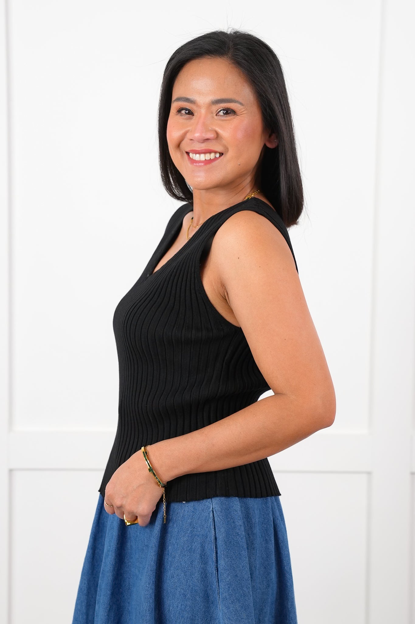 Ribbed Knit Double V Neck tank Top