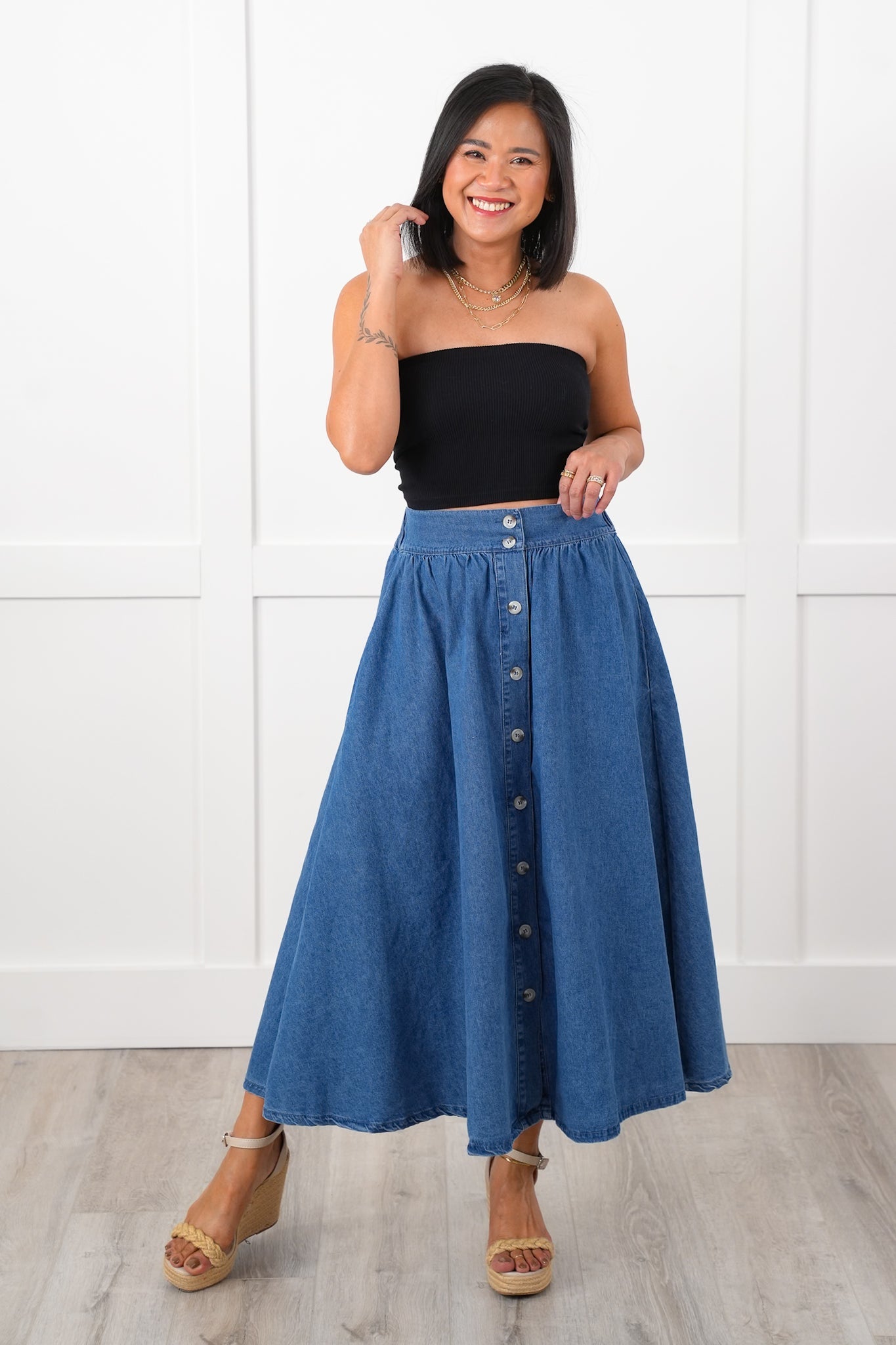 Ribbed Knit Cropped Tube Top with Non Slip Detail