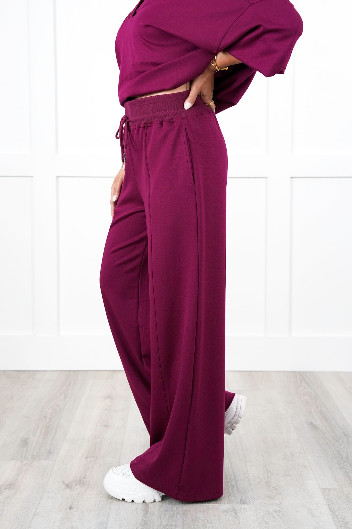 Plus/Reg Solid Soft Knit Elastic Waist Relaxed Pants with Side Pockets