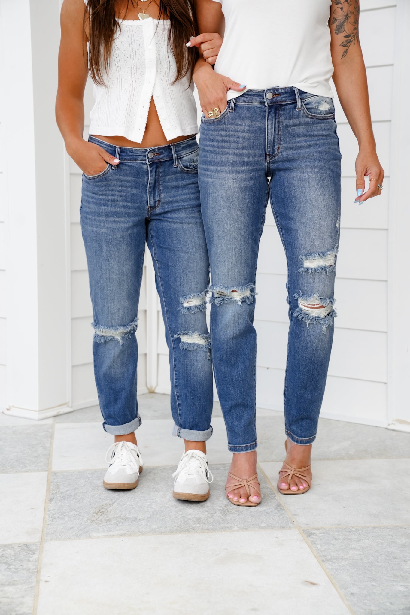 Judy Blue Mid Rise Medium Vintage Wash Distressed Boyfriend Jeans