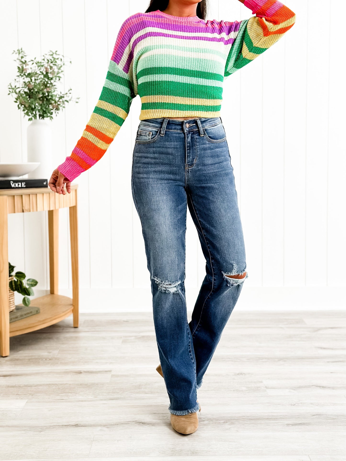 Judy Blue High Rise Medium Wash Destroyed Knee & Frayed Hem Straight Leg Jeans