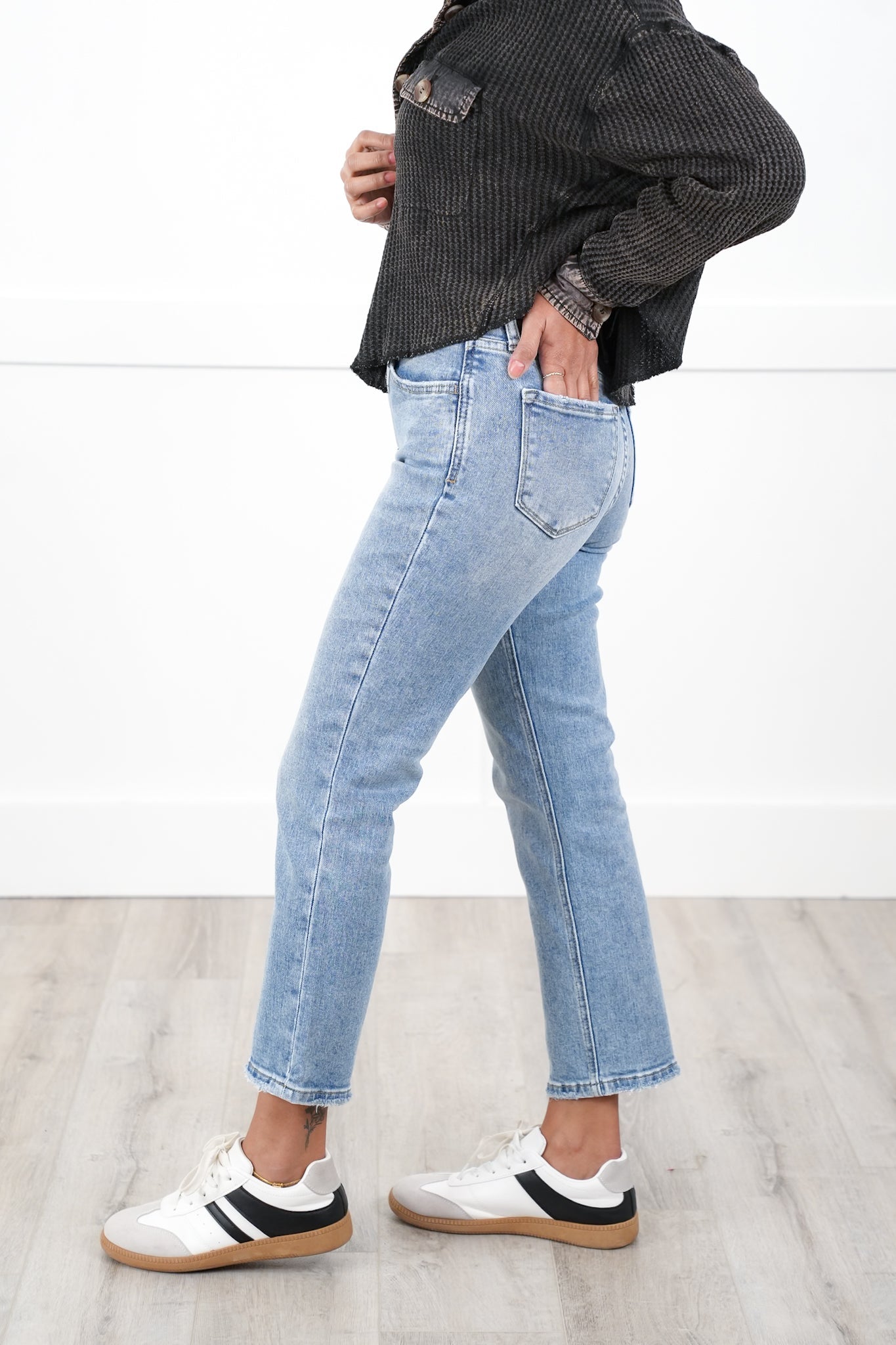 Lovervet High Rise Light Wash Cropped Straight Leg Jeans