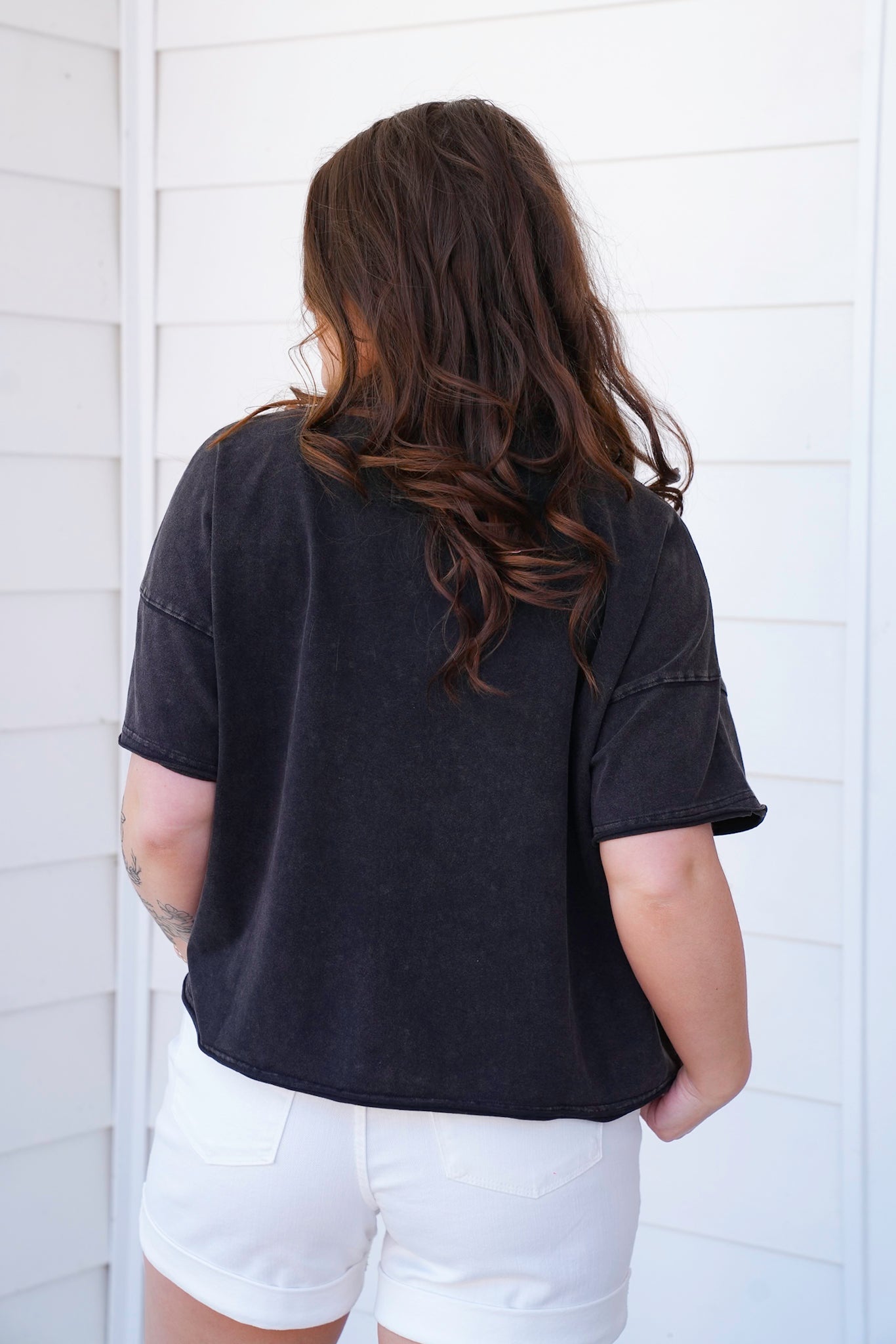 Plus/Reg Mineral Wash Short Sleeve Top with Sequin Star Patch Detail