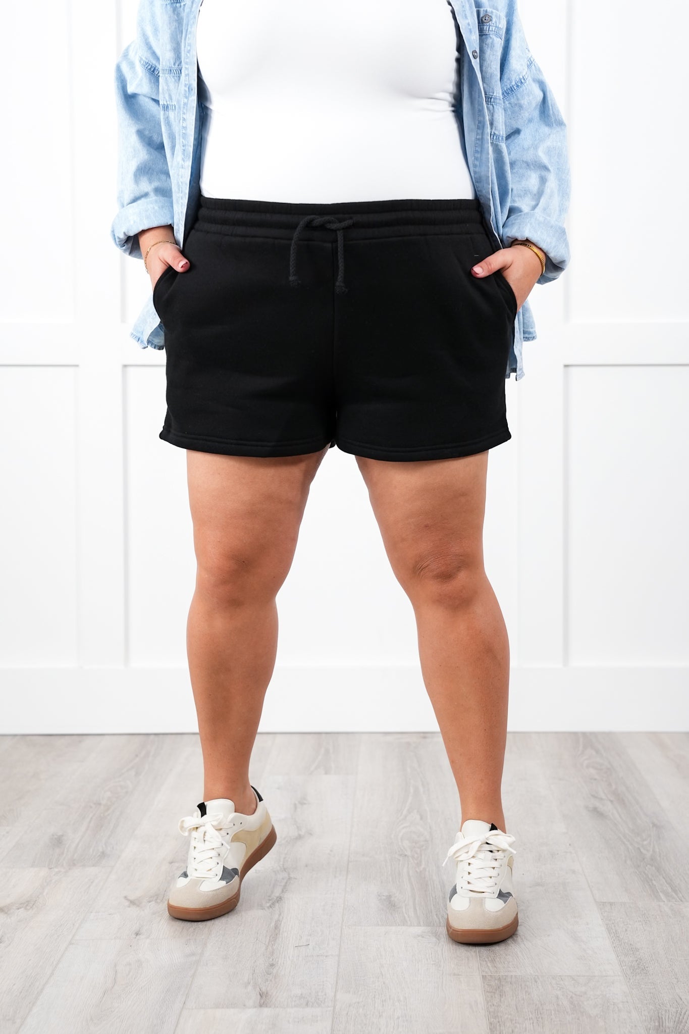 Plus/Reg Solid Elastic Waist Short with Side Pockets