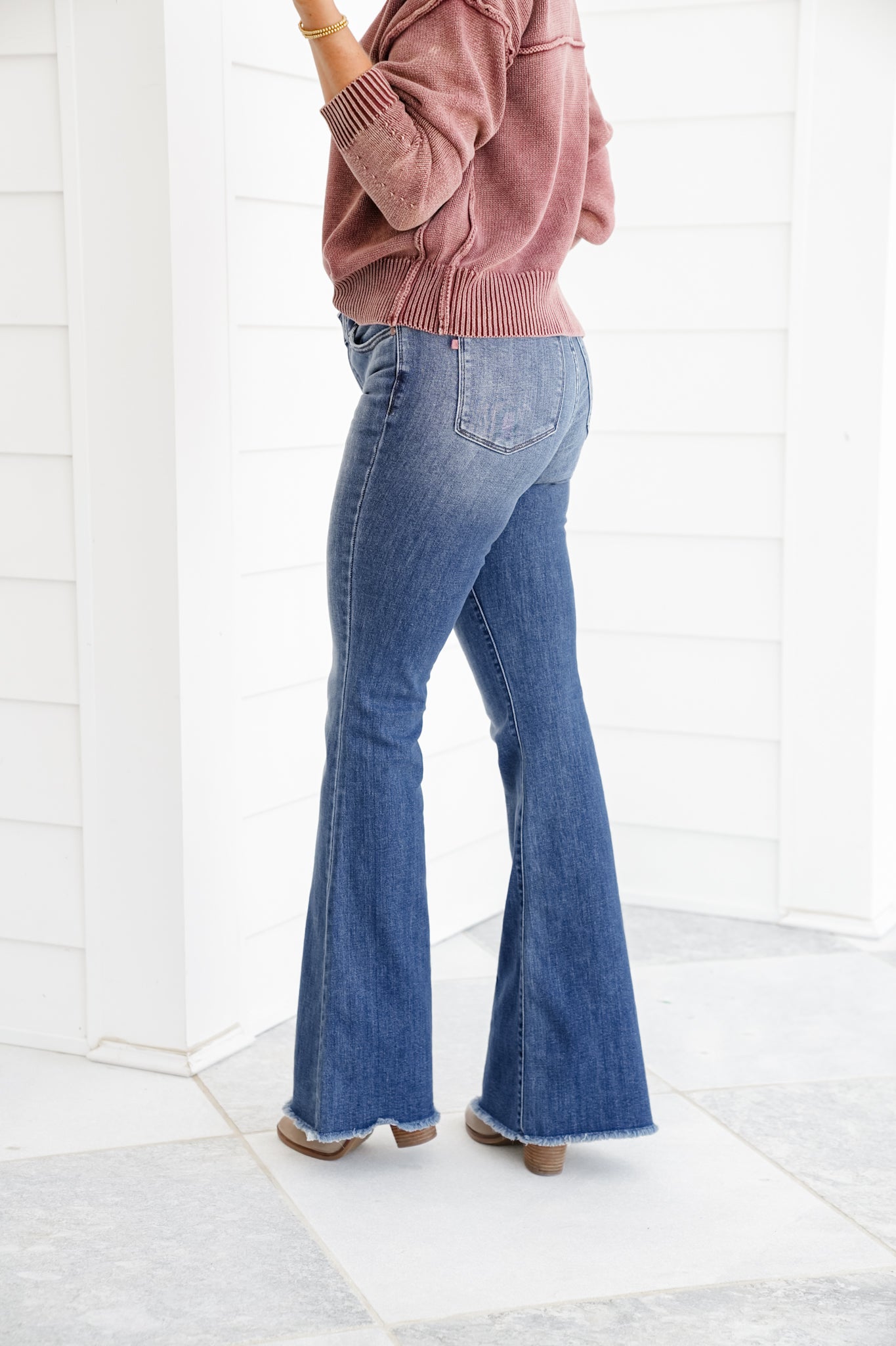 Judy Blue Mid Rise Medium Vintage Wash Flare Jeans with Distressed and Frayed Hem