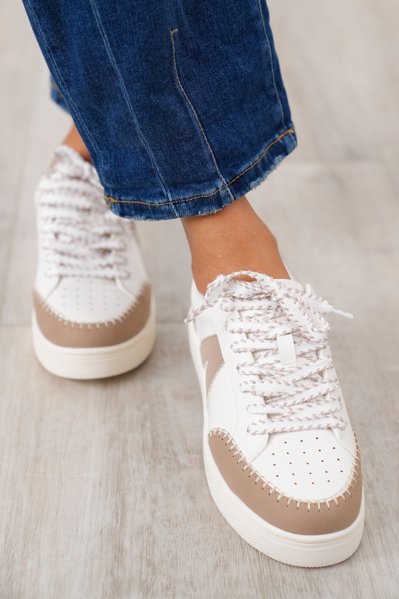 MIA Stylish Low Top Sneaker with Contrast Stitching