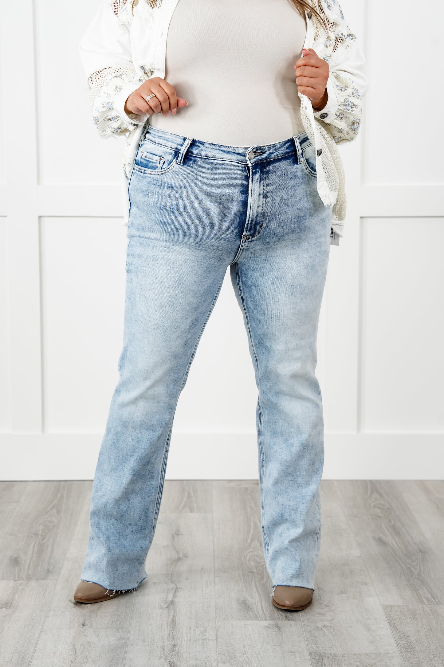 Vervet High Rise Non Distressed Bootcut Jeans