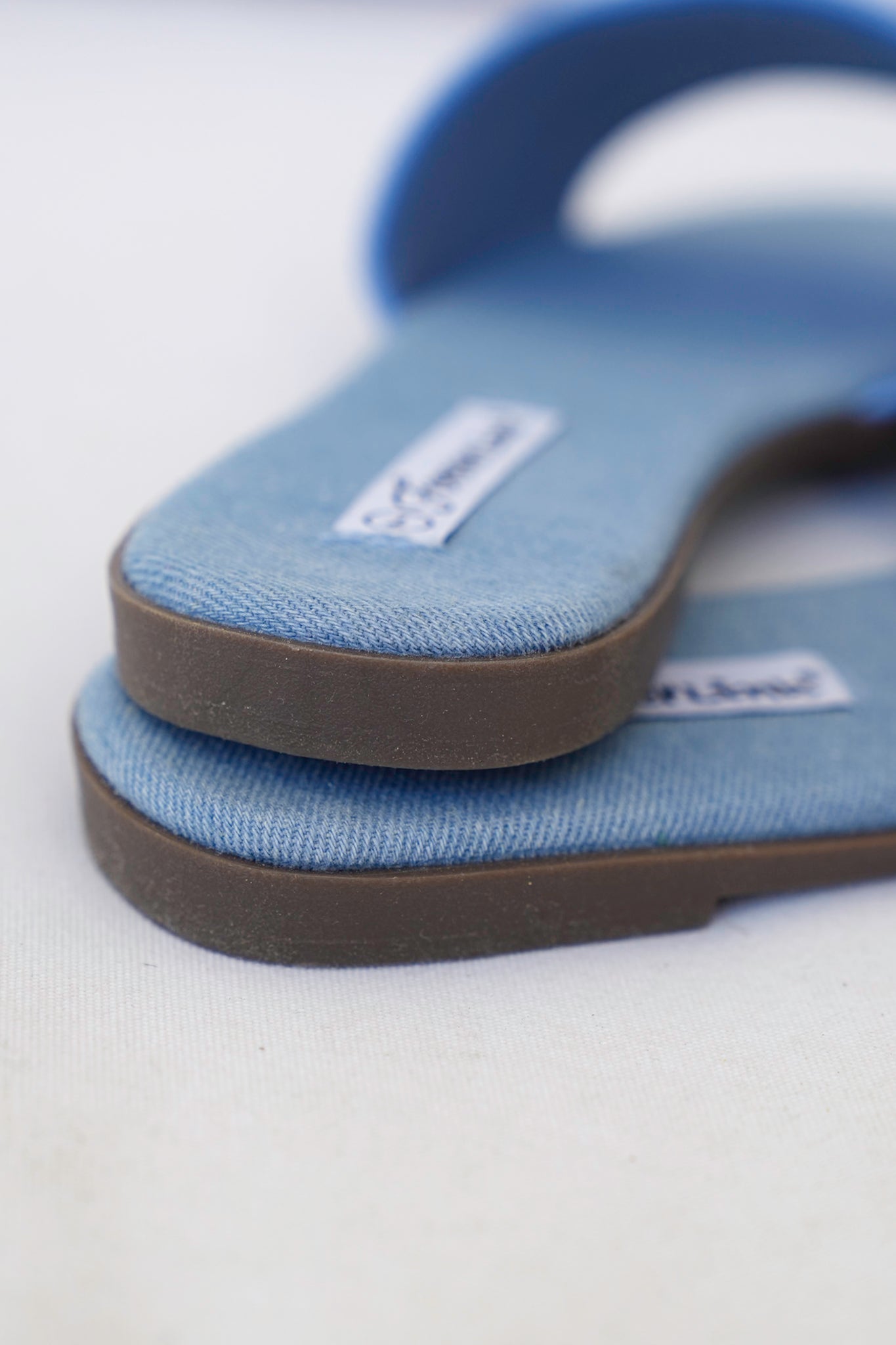Casual Slide Sandal with Textured Fabric Strap