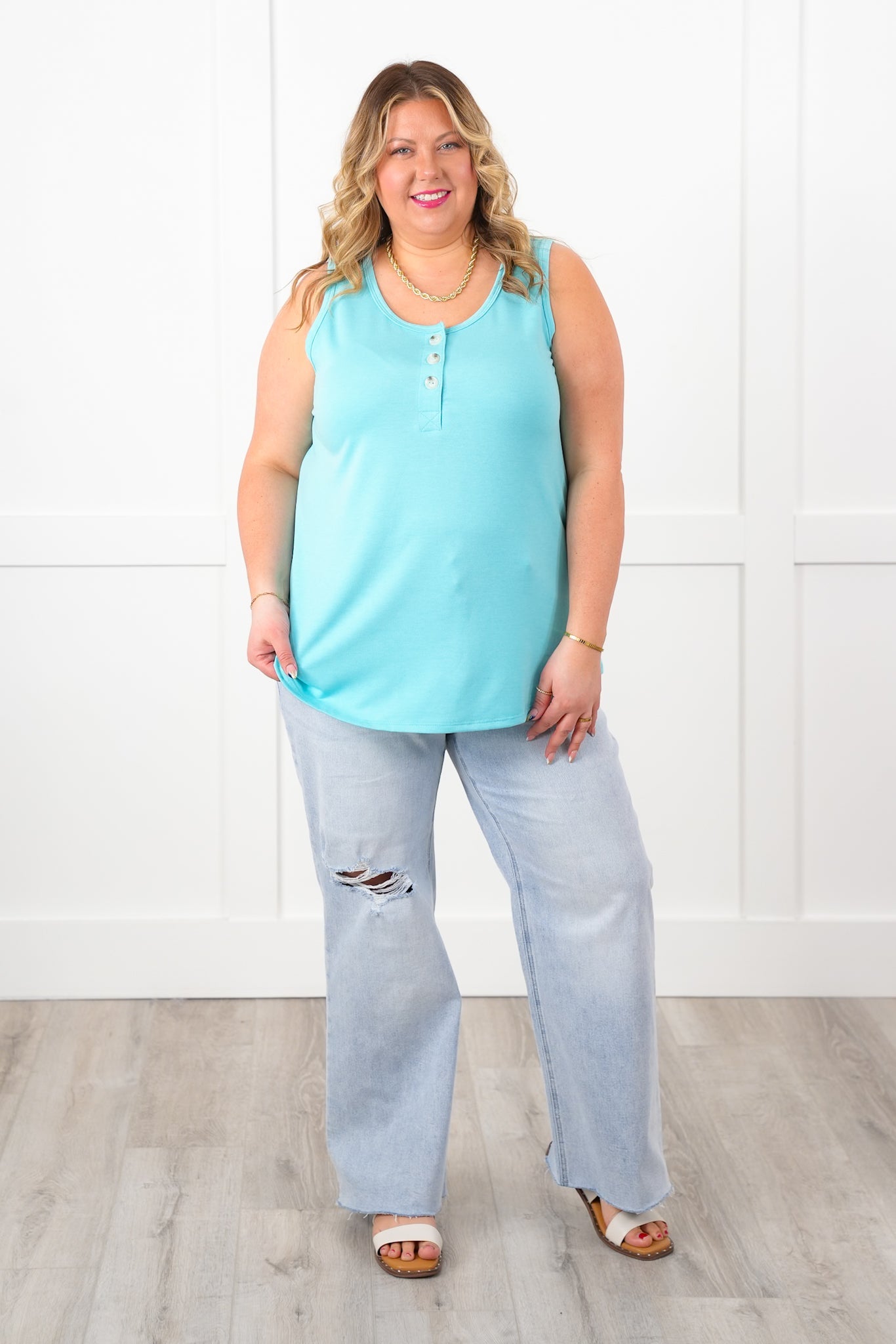 Door Buster! Plus/Reg Solid Button Up Knit Tank Top