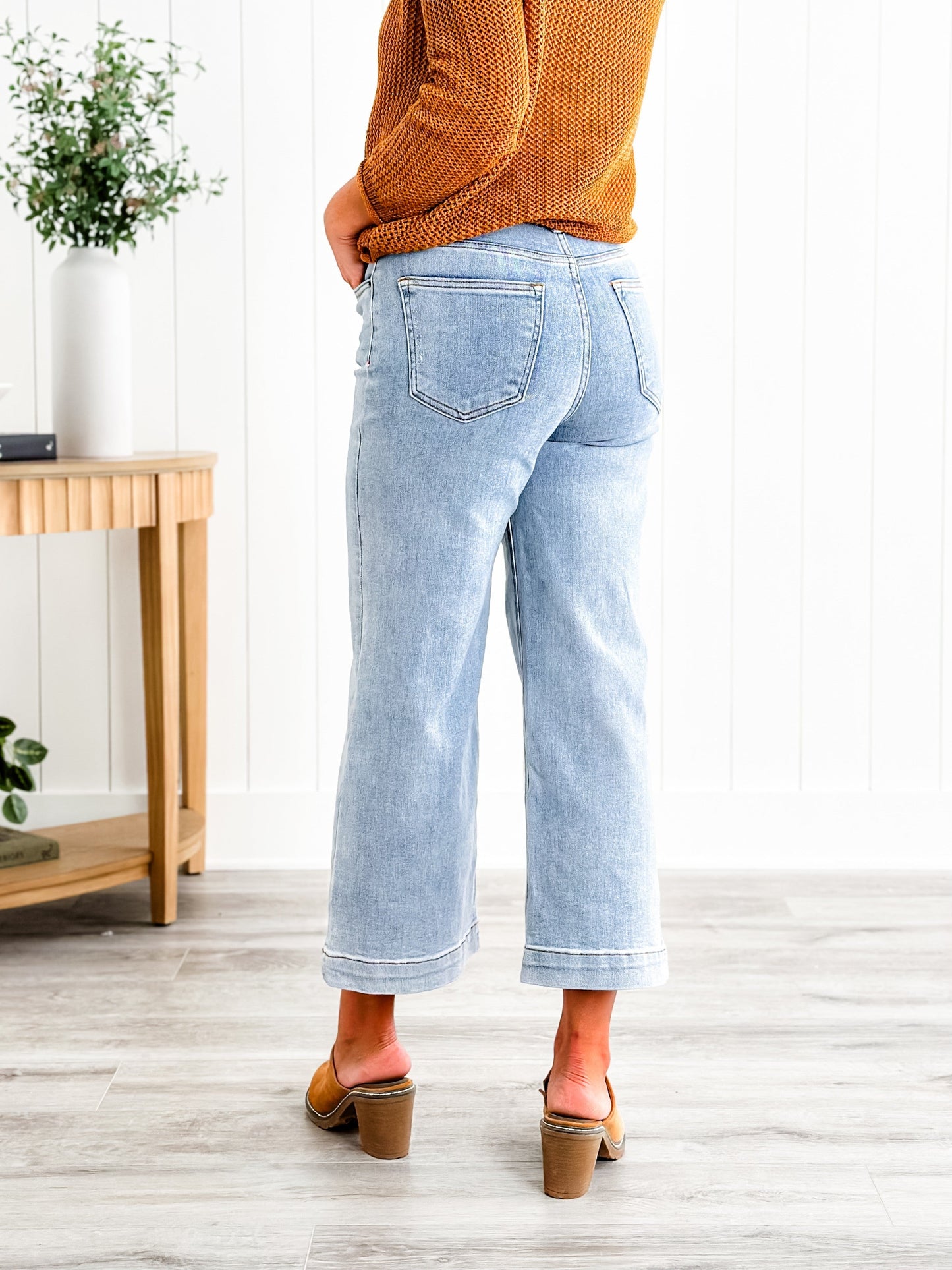 Risen The Essential Wide Leg Crop Jeans