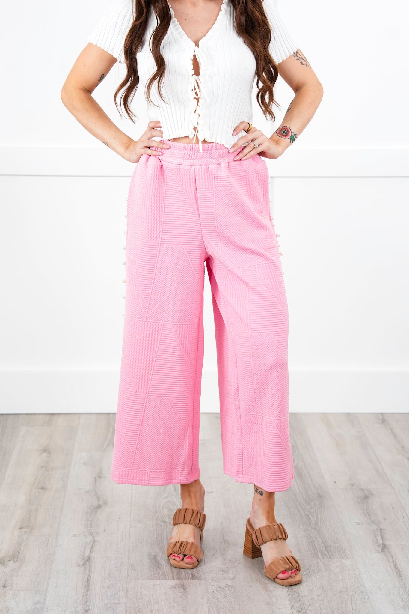 Textured Knit Elastic Waistband Midi Pants with Pearl Detail