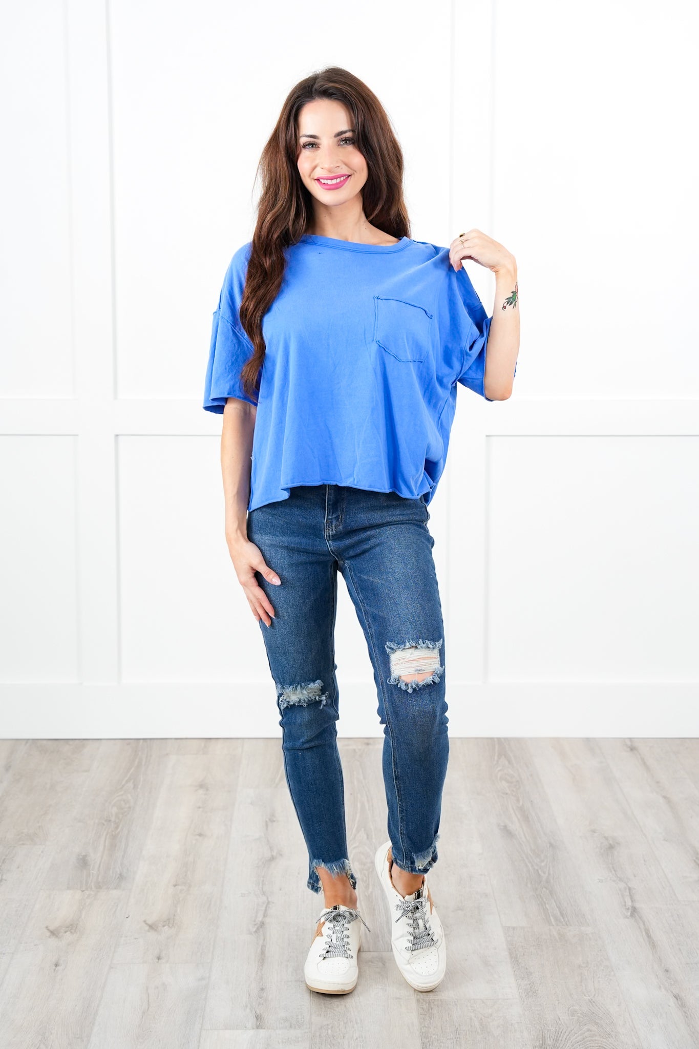 Short Sleeve Cropped Knit Top With Raw Edge Detail