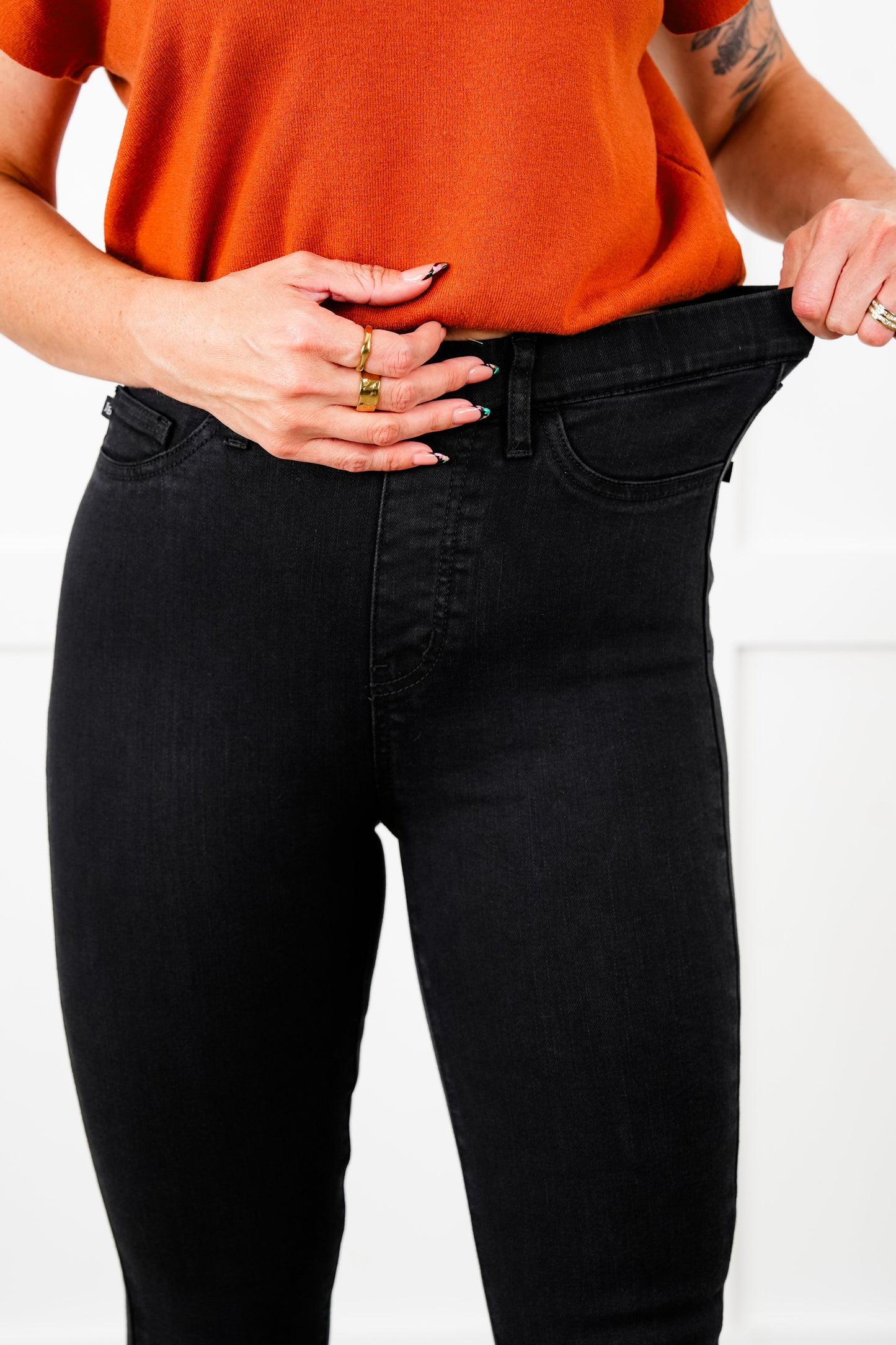 Judy Blue Back in Black Booty Lifting High Rise Black Pull On Shield Pocket Skinny Jeans
