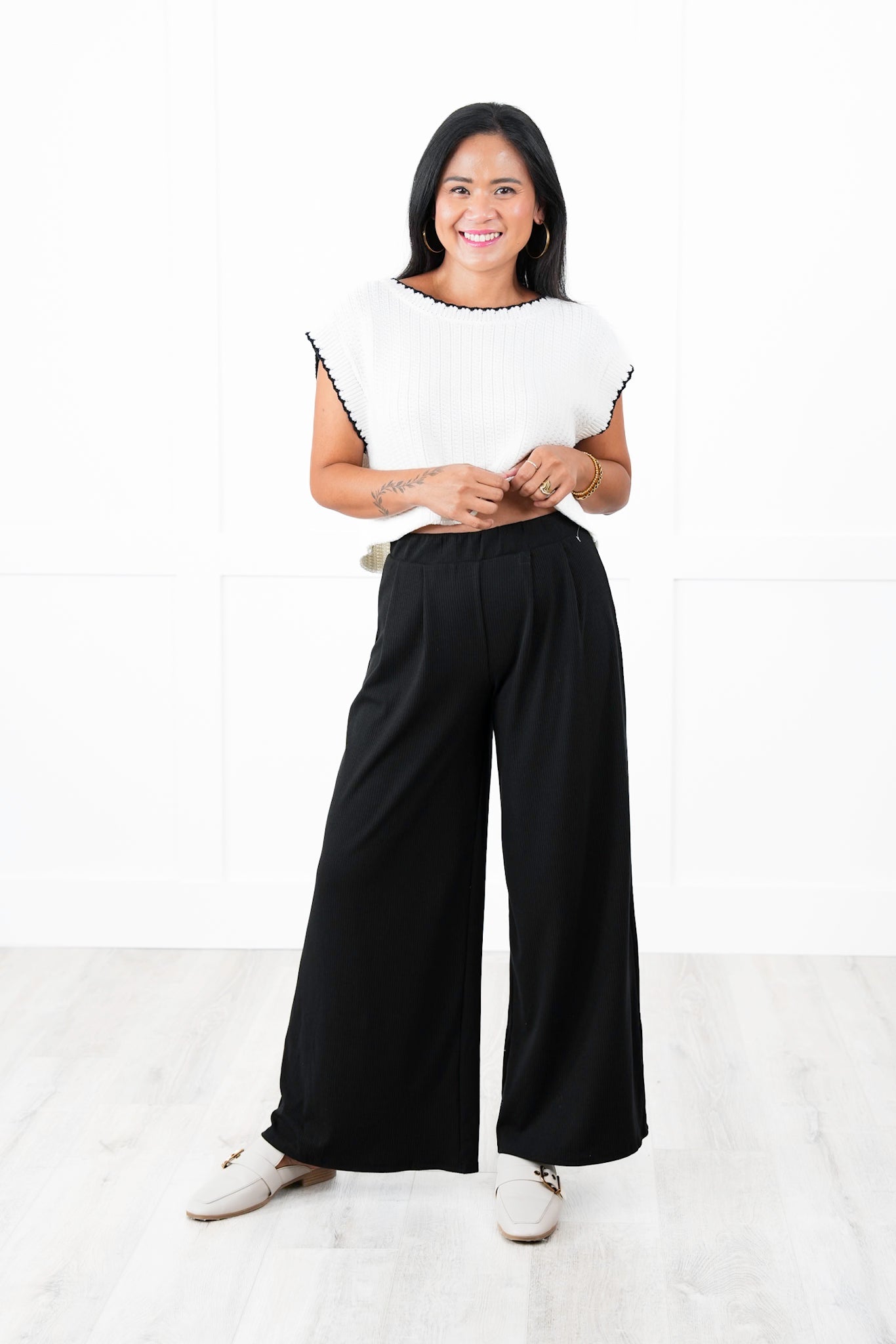 Ribbed Knit High Elastic Waist Wide Leg Pleated Pants (Multiple Colors)