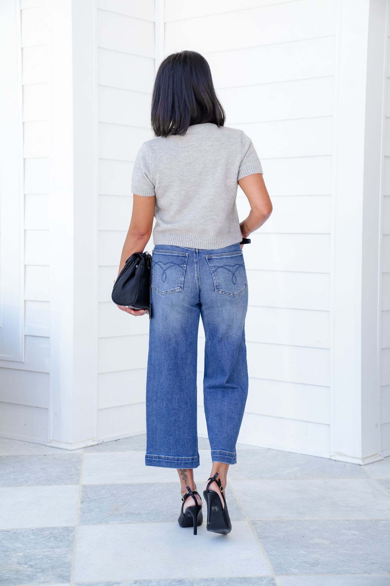 Judy Blue Mid Rise Medium Wash Crop Wide Leg Jeans with Wide Hem