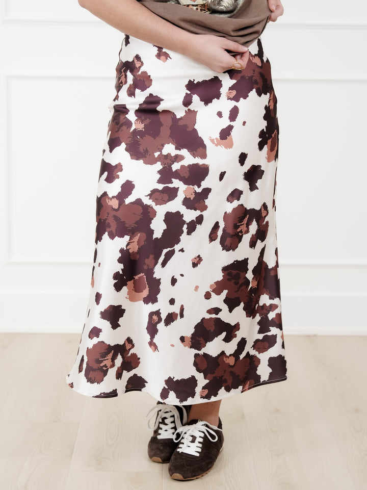 Plus/Reg Satin Cow Print Midi Skirt