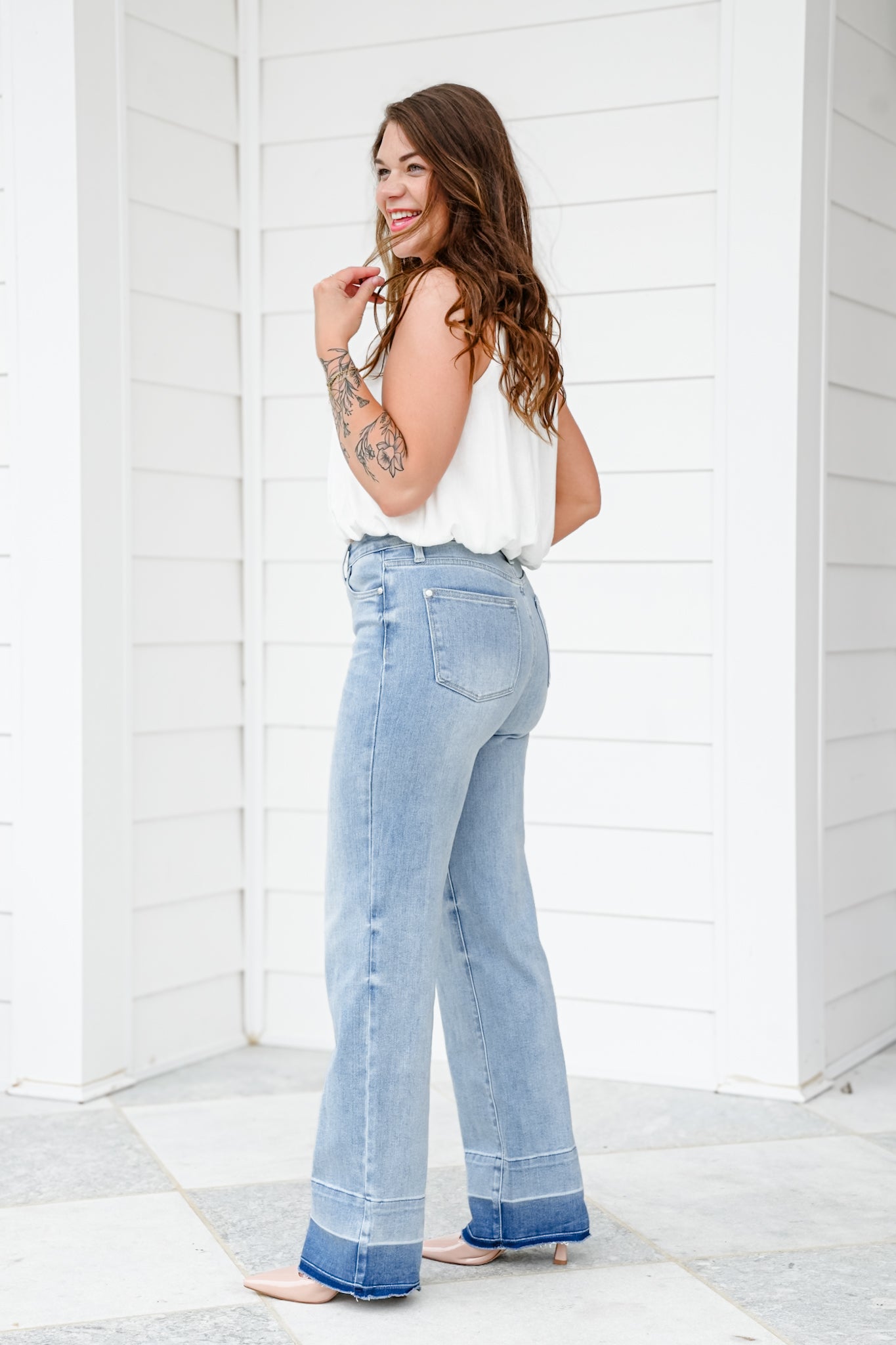 Judy Blue Mid Rise Light Wash Wide Leg Released Hem Jeans