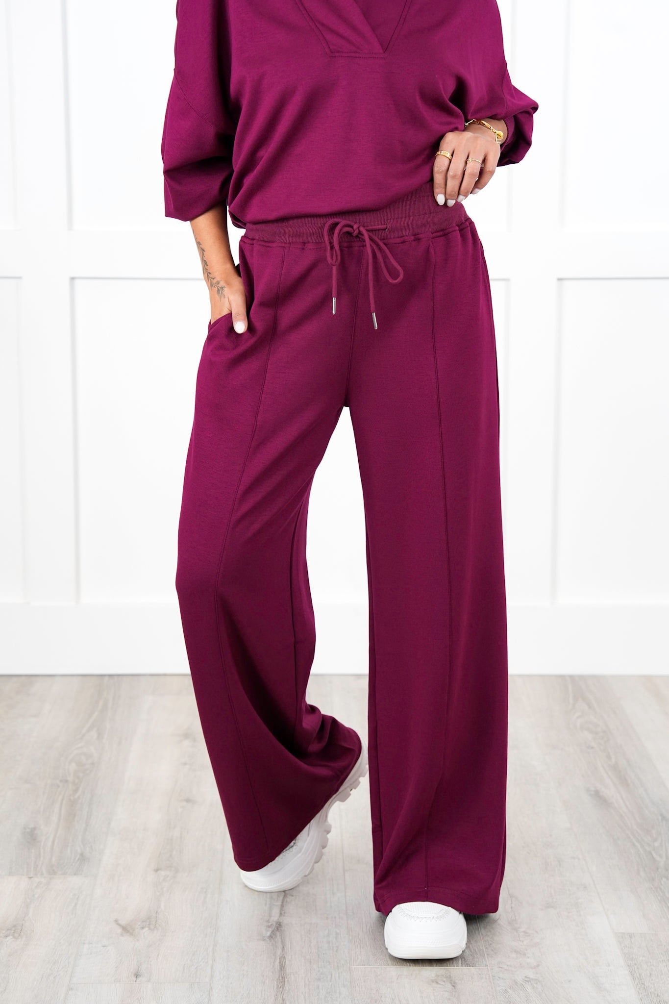 Plus/Reg Solid Soft Knit Elastic Waist Relaxed Pants with Side Pockets