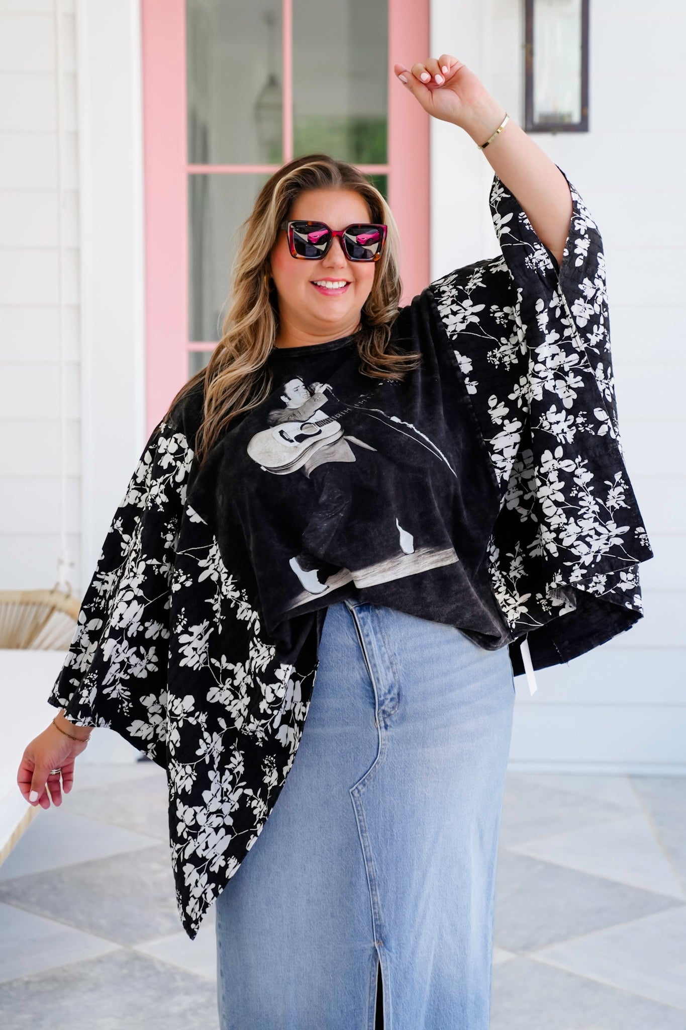 Elvis Presley Long Floral Sleeve Poncho Top