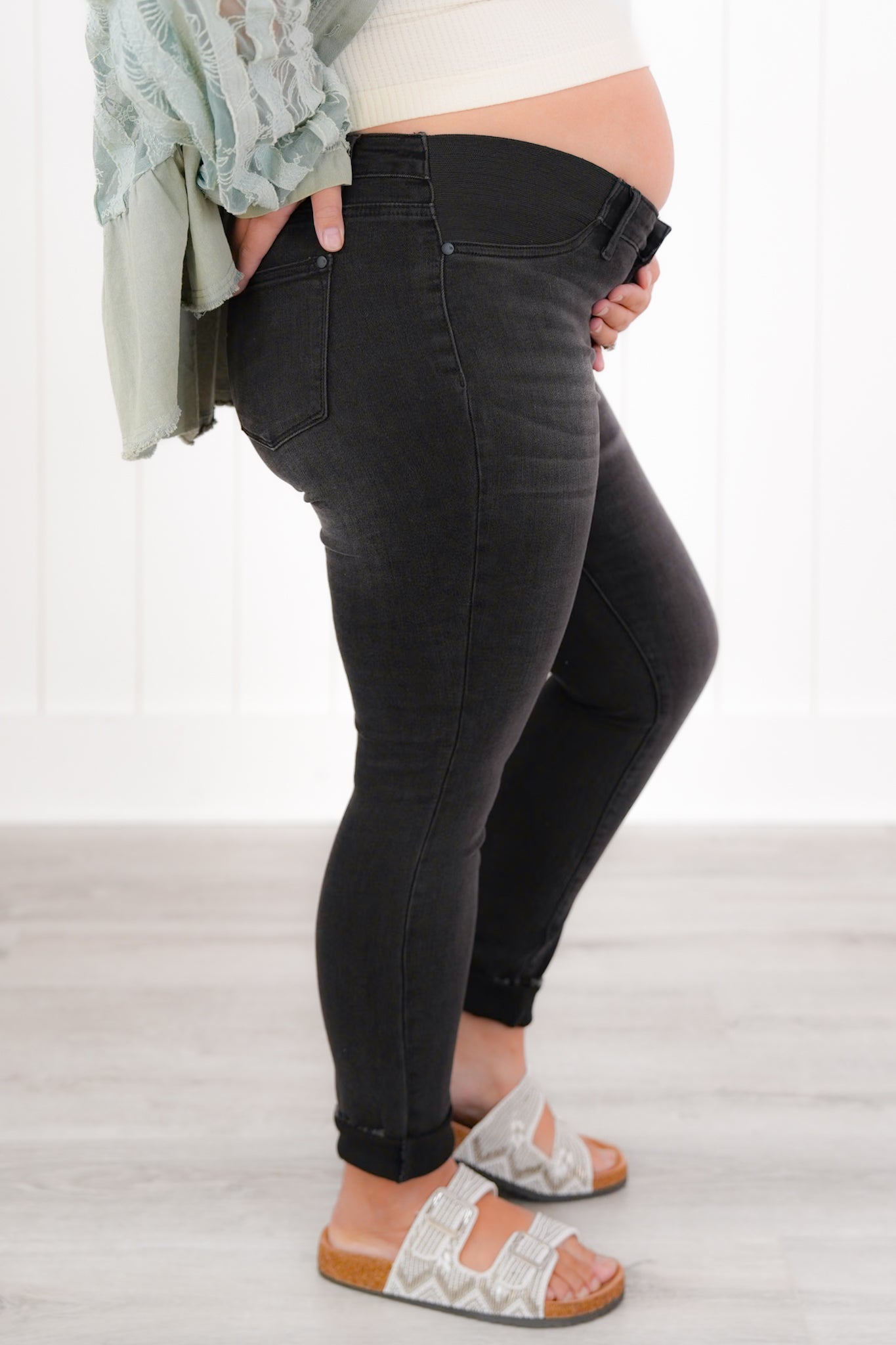 Judy Blue Maternity Non-Distressed Black Skinny Jeans