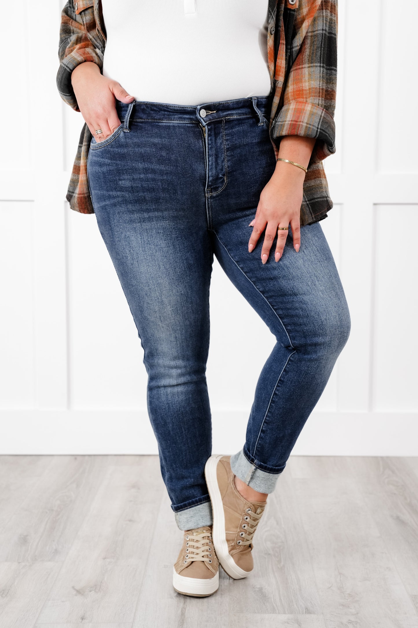 Judy Blue Vail Mid Rise Dark Wash Thermal Skinny Jeans