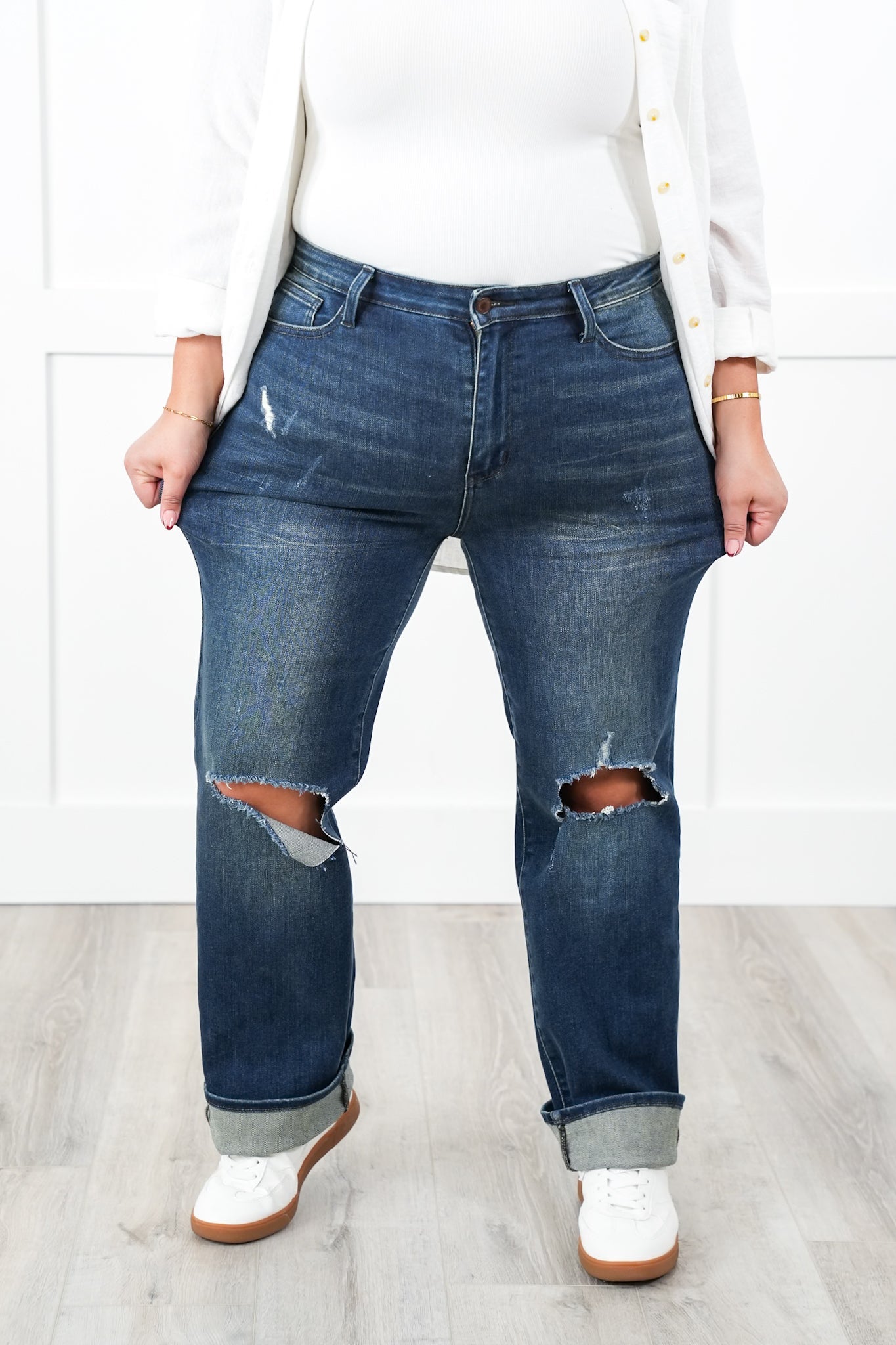 Judy Blue High Rise Dark Wash Ripped Knee Dad Jeans