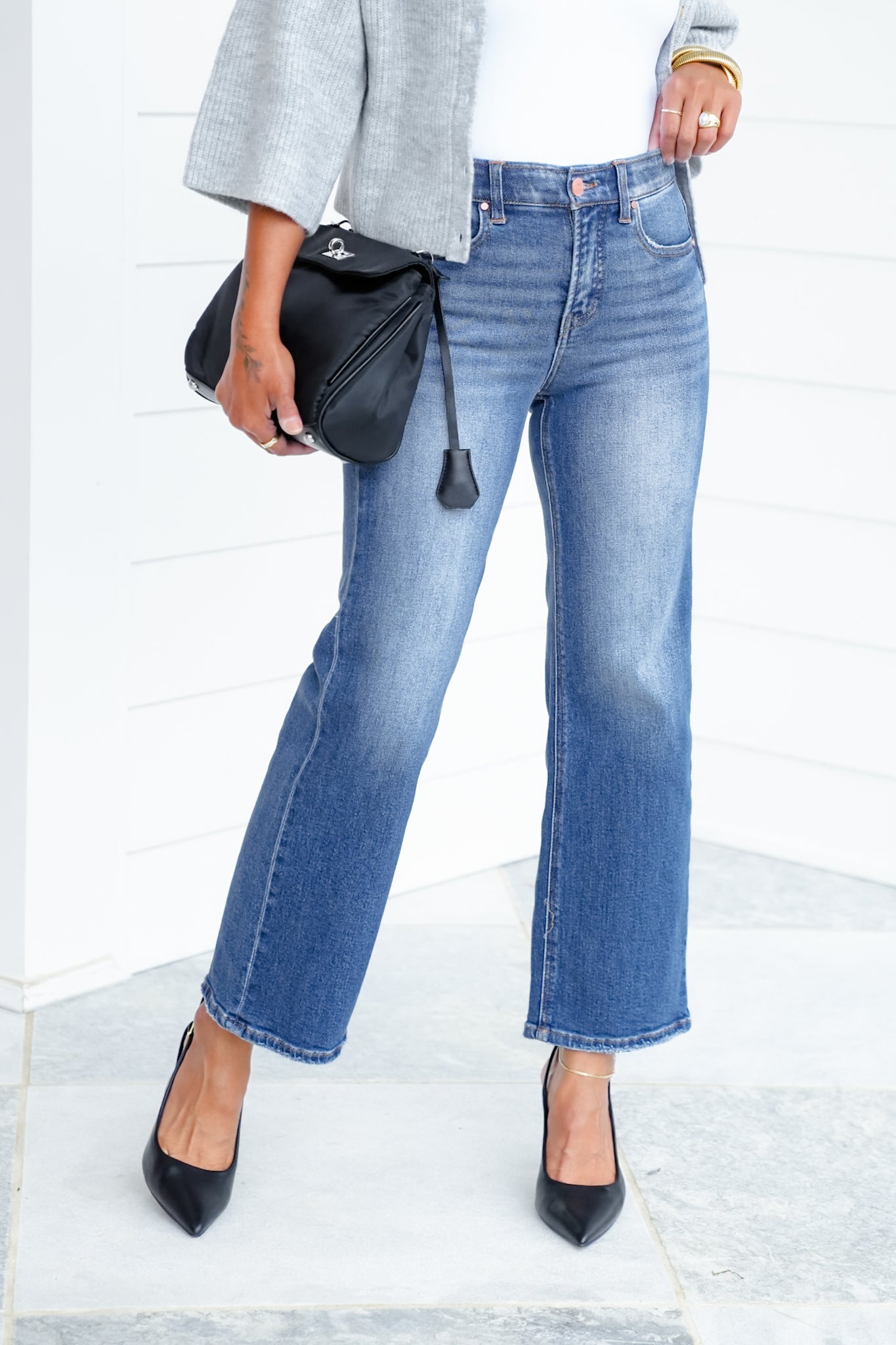 Risen Mid Rise Elastic Waistband Tummy Control Cropped Wide Leg Jeans