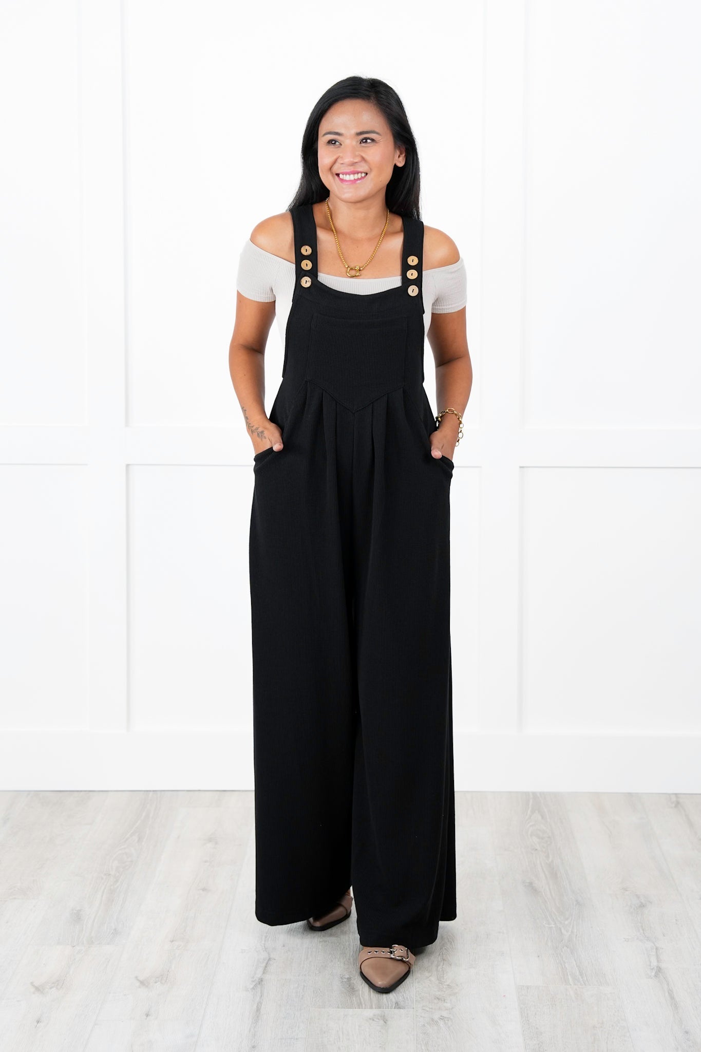 Sleeveless Wide Leg Jumpsuit with Side Pockets (Multiple Colors)