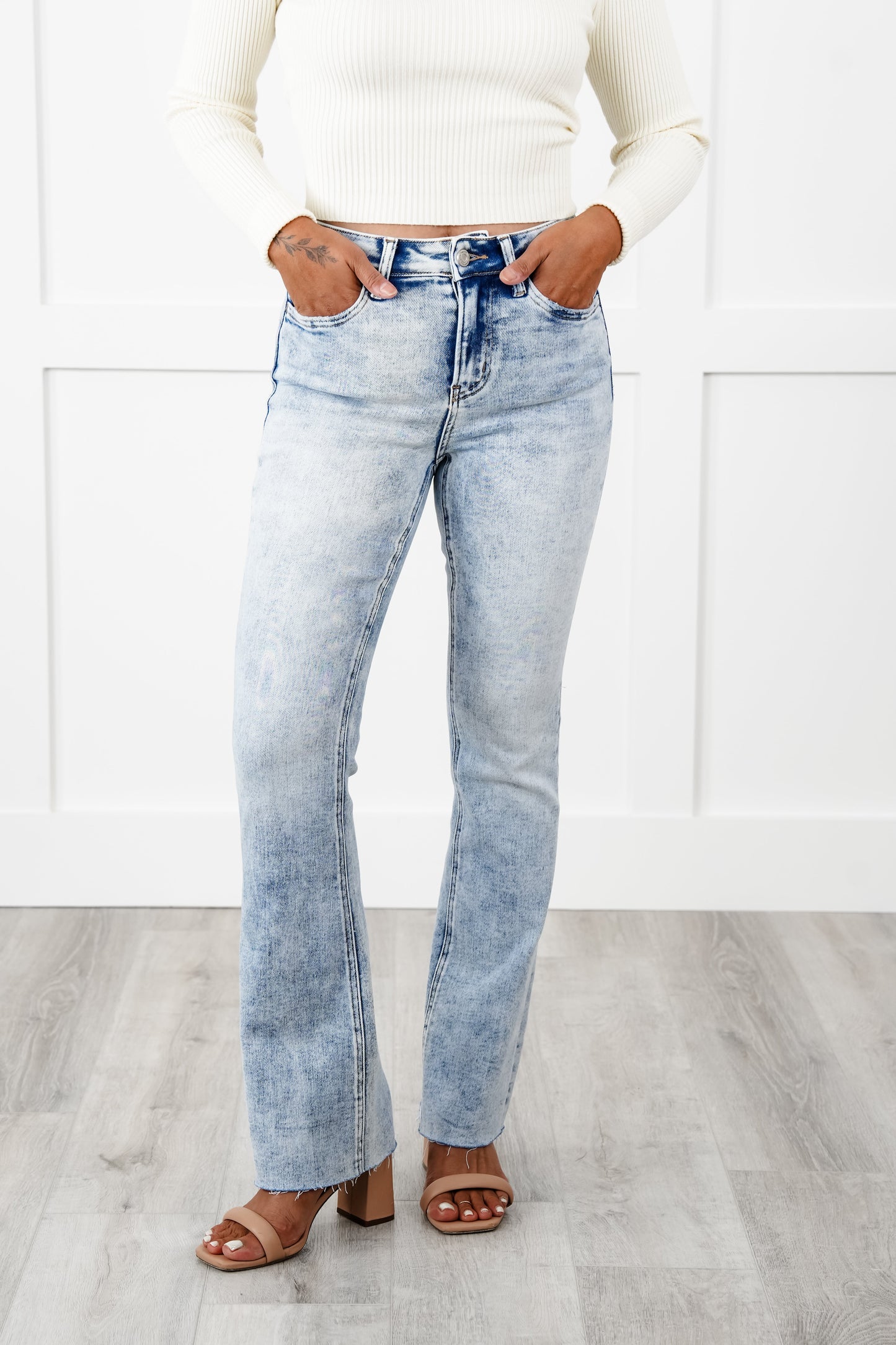 Vervet High Rise Non Distressed Bootcut Jeans